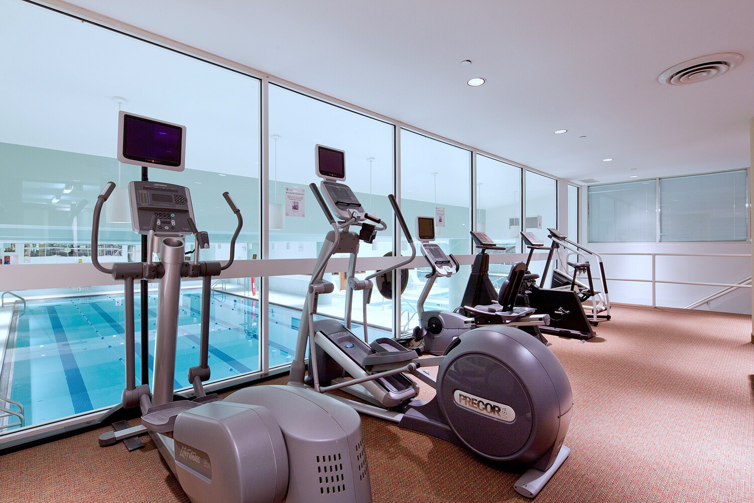 #11 photo, 235 E 40TH Street, מנהטן Murray Hill , NY 10016