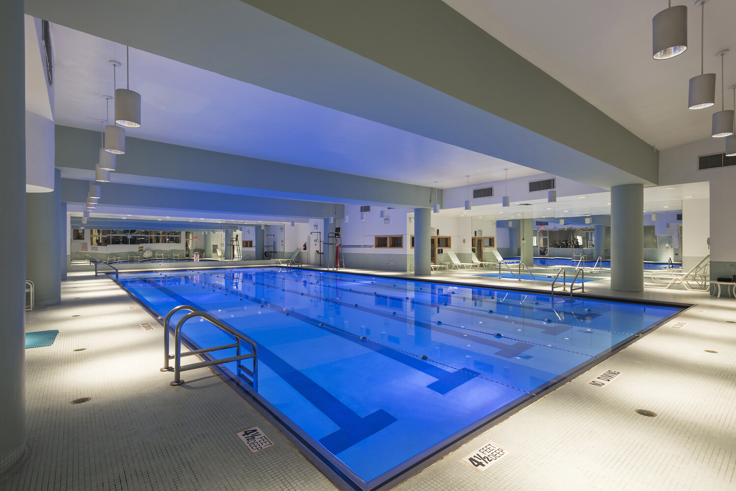 #9 photo, 235 E 40TH Street, מנהטן Murray Hill , NY 10016