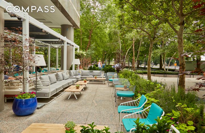 #14 photo, 30 West Street, मैनहटन Battery Park City , NY 10004