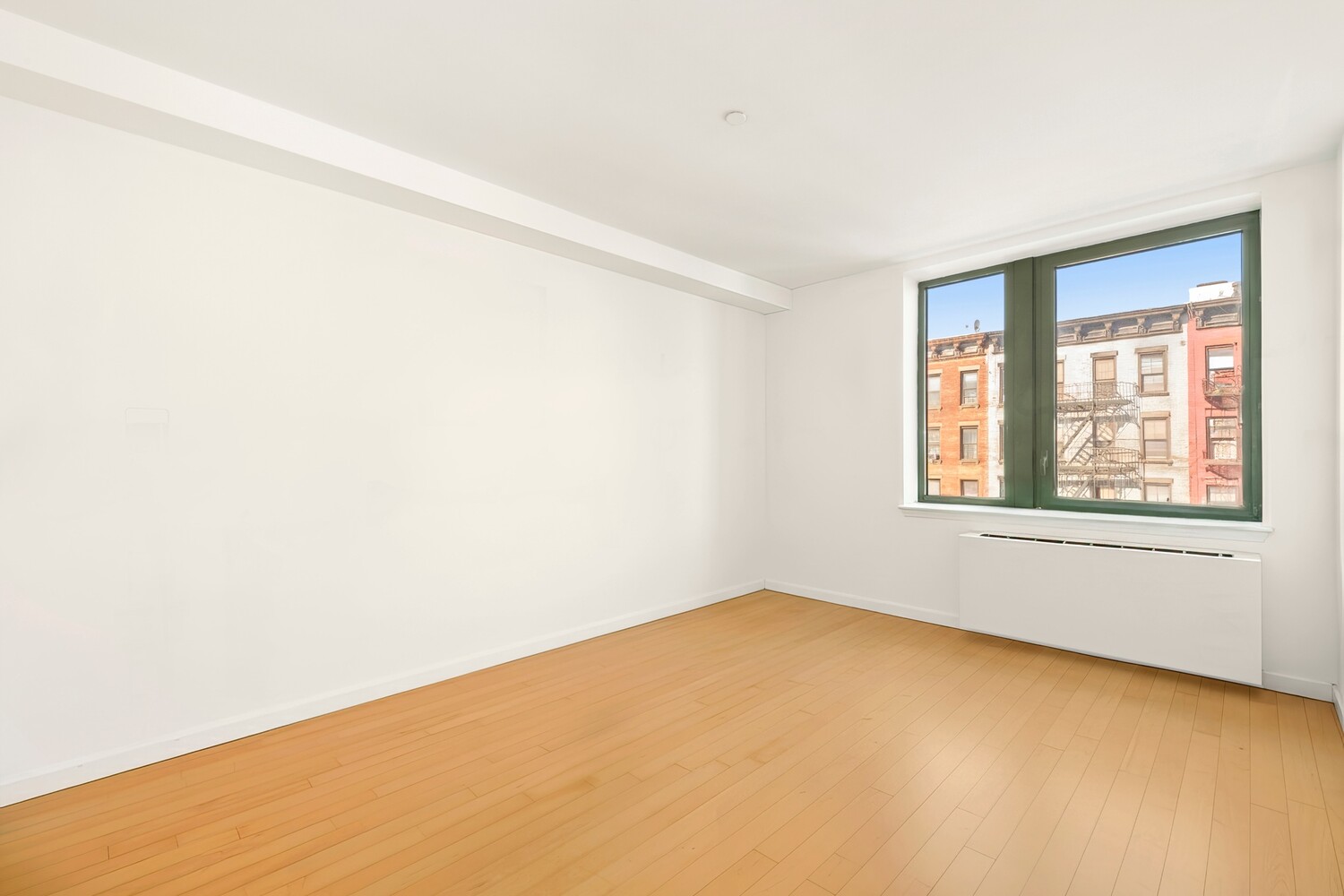 #8 photo, 2132 2ND Avenue, מנהטן East Harlem , NY 10029