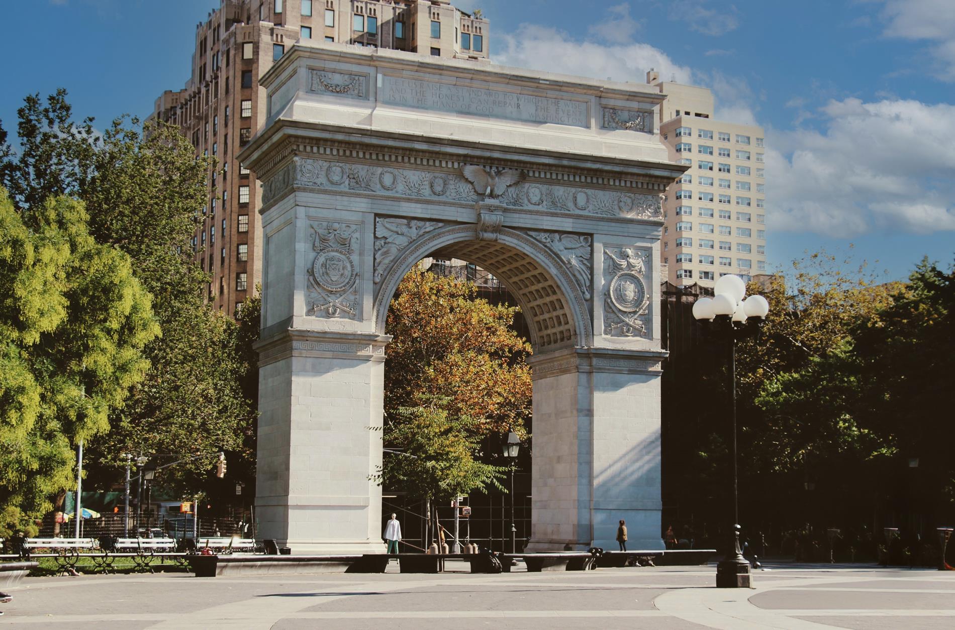 #20 photo, 30 E 9th Street, मैनहटन Greenwich Village , NY 10003