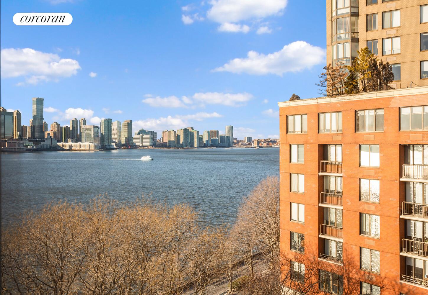 #7 photo, 21 S END Avenue, Battery Park City , NY 10280