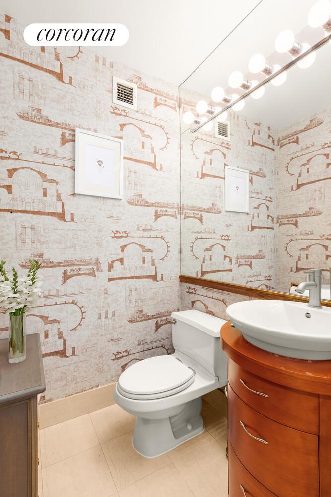 #8 photo, 21 S END Avenue, Battery Park City , NY 10280