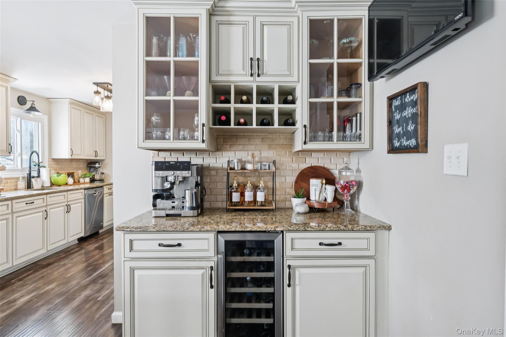 #14 photo, 7 Gary Street, Port Jefferson Station , NY 11776