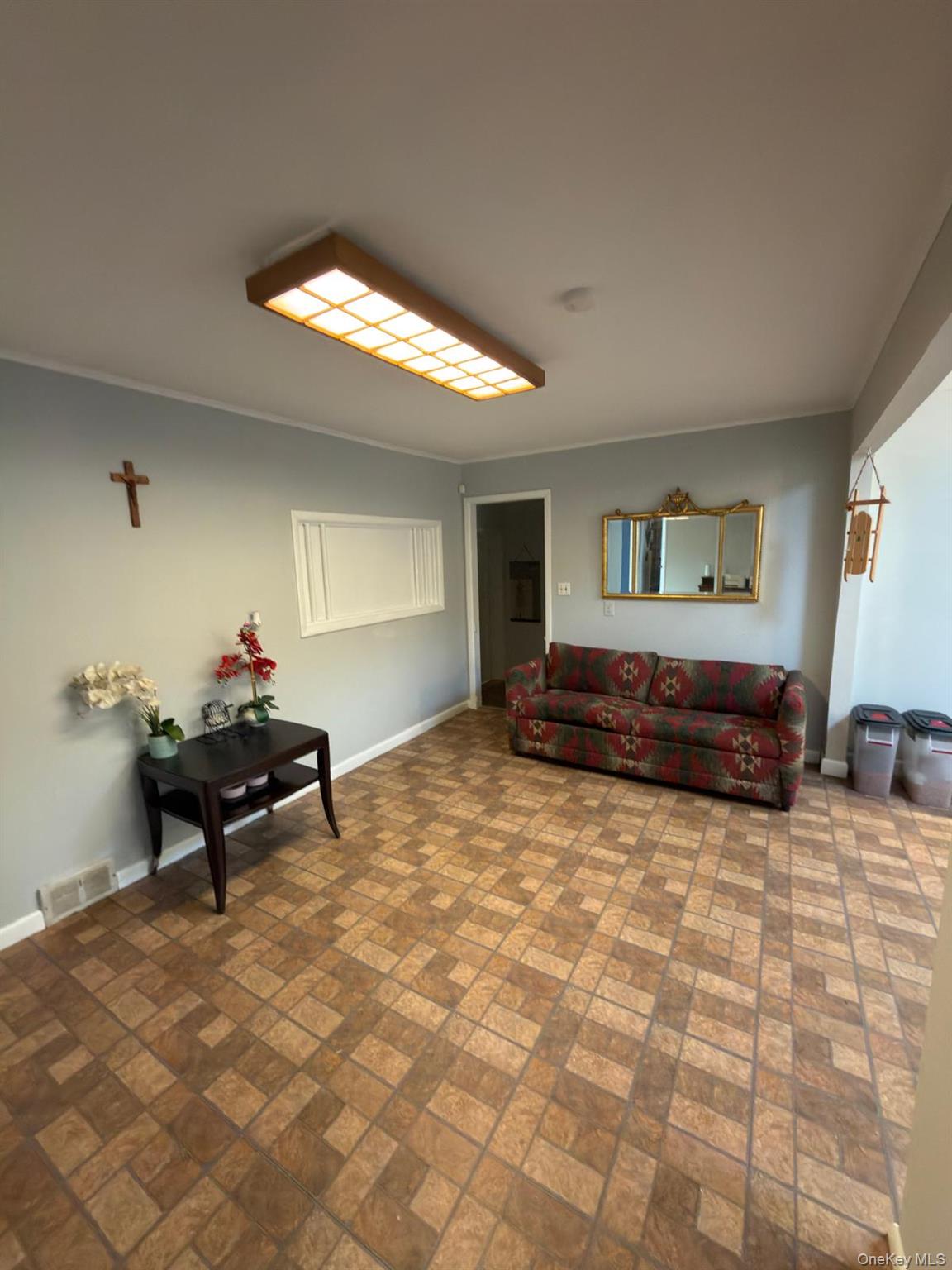 #3 photo, 314 River Road, सफ़ोक काउंटी Shirley , NY 11967