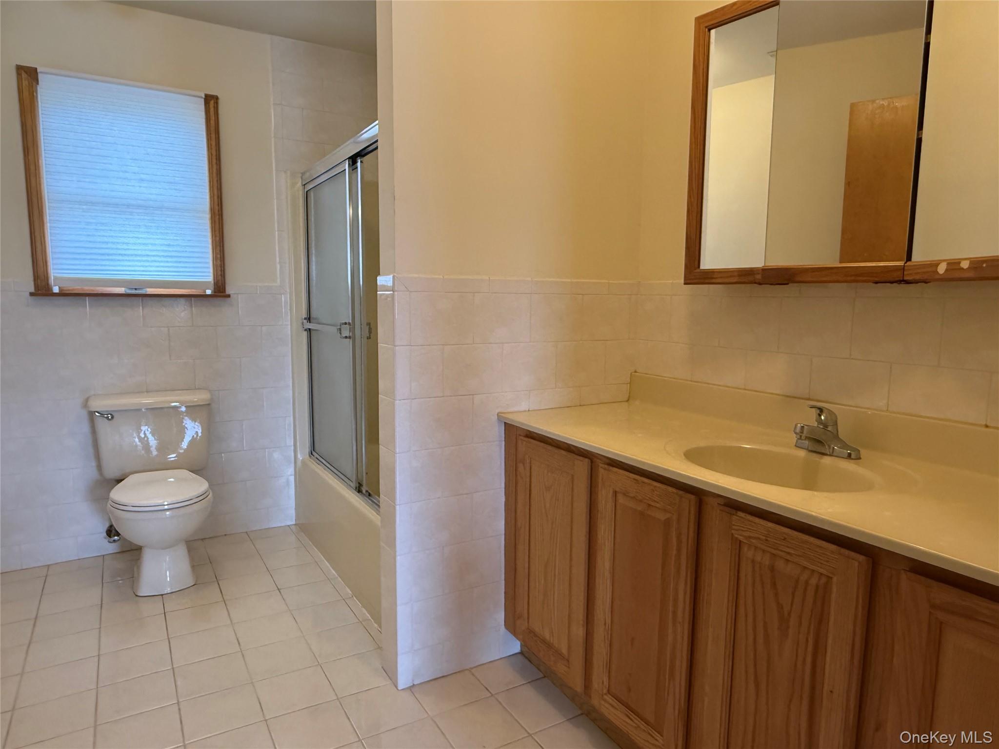 #20 photo, 8 Caruso Court, Glen Cove , NY 11542