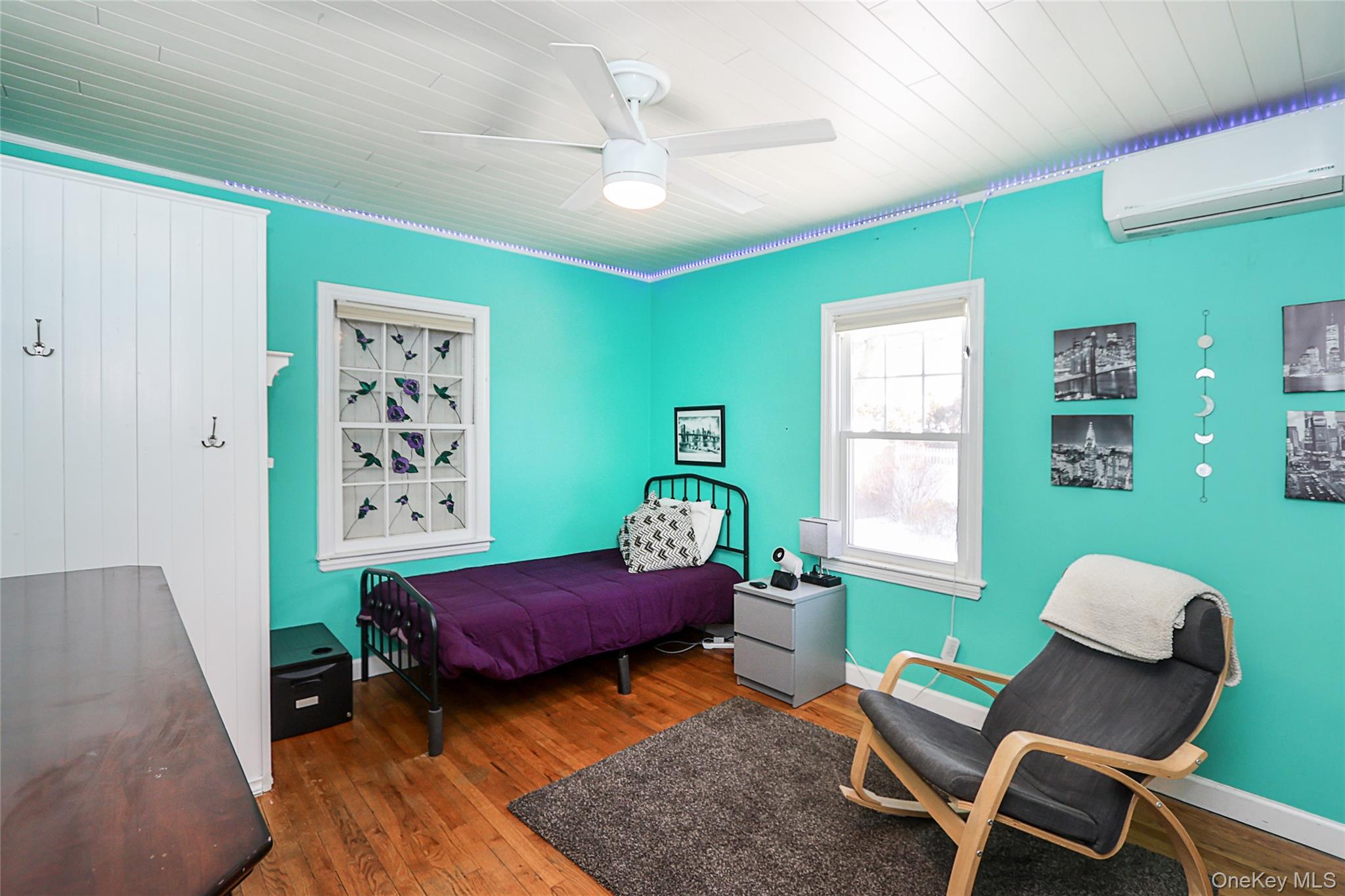 #17 photo, 58 Elm Court, New Hyde Park , NY 11040