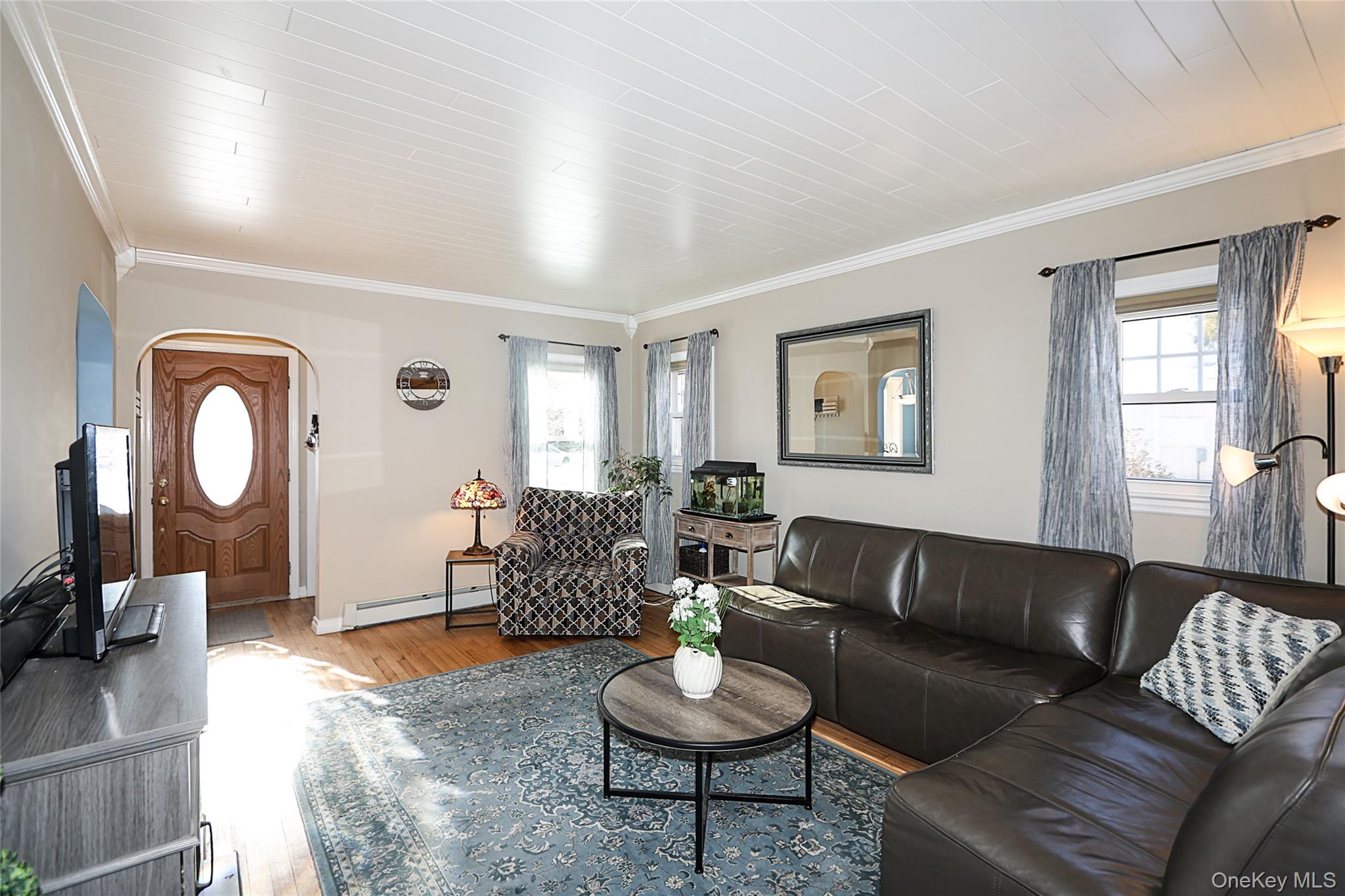 #6 photo, 58 Elm Court, New Hyde Park , NY 11040