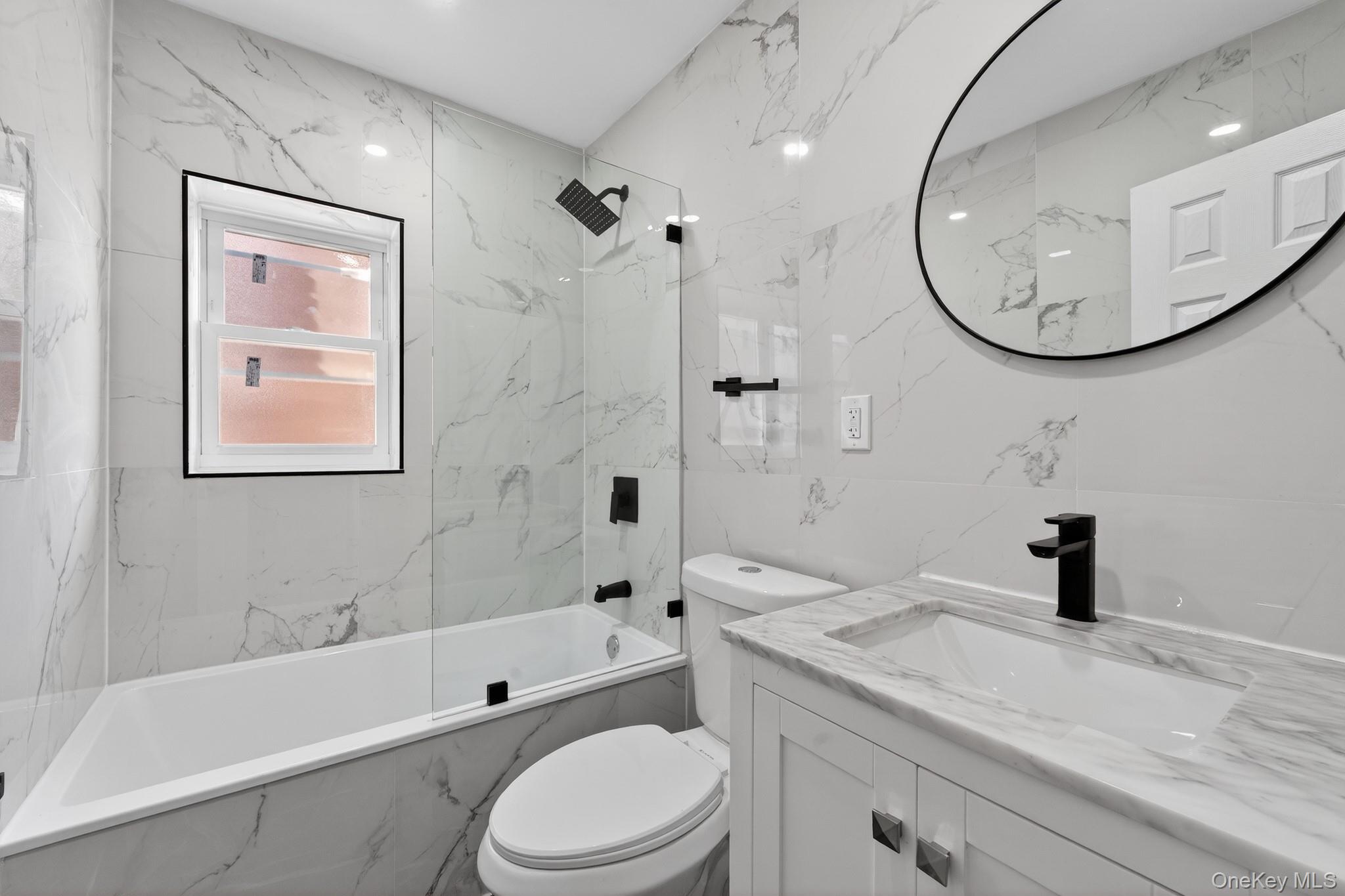 #4 photo, 1167 E 224th Street, Bronx , NY 10466