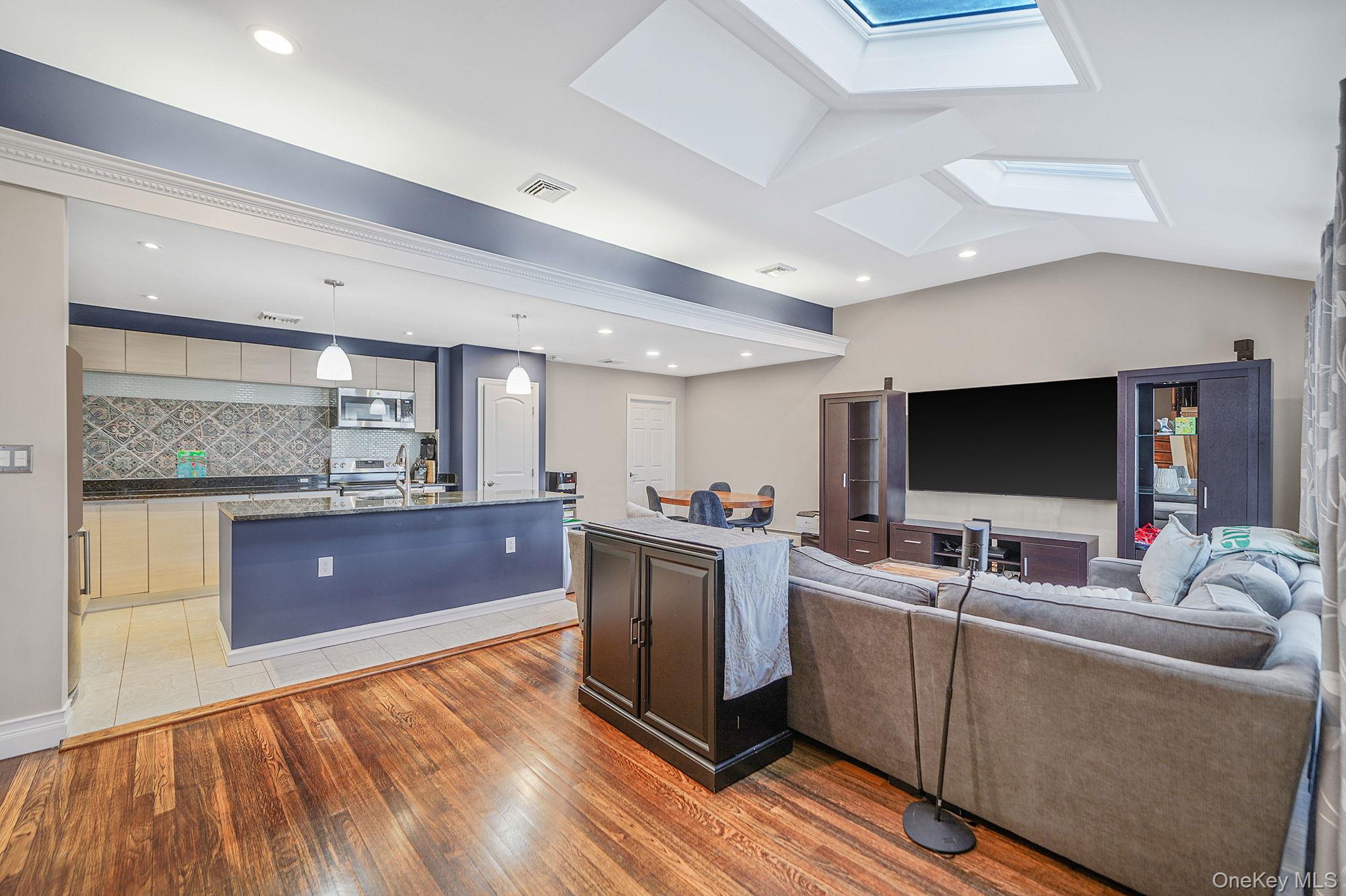 #10 photo, 1384 Dieman Lane, East Meadow , NY 11554