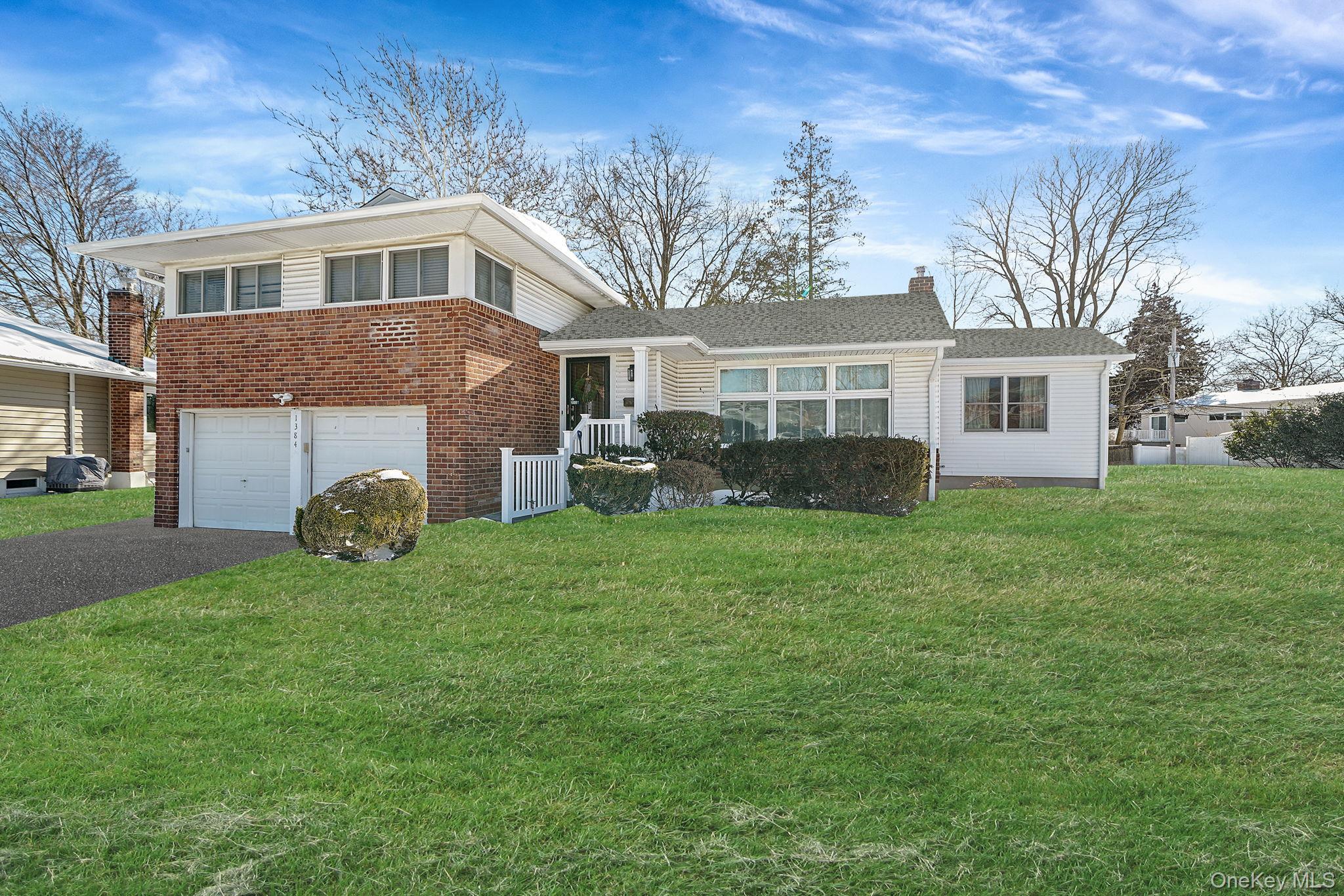 #2 photo, 1384 Dieman Lane, East Meadow , NY 11554