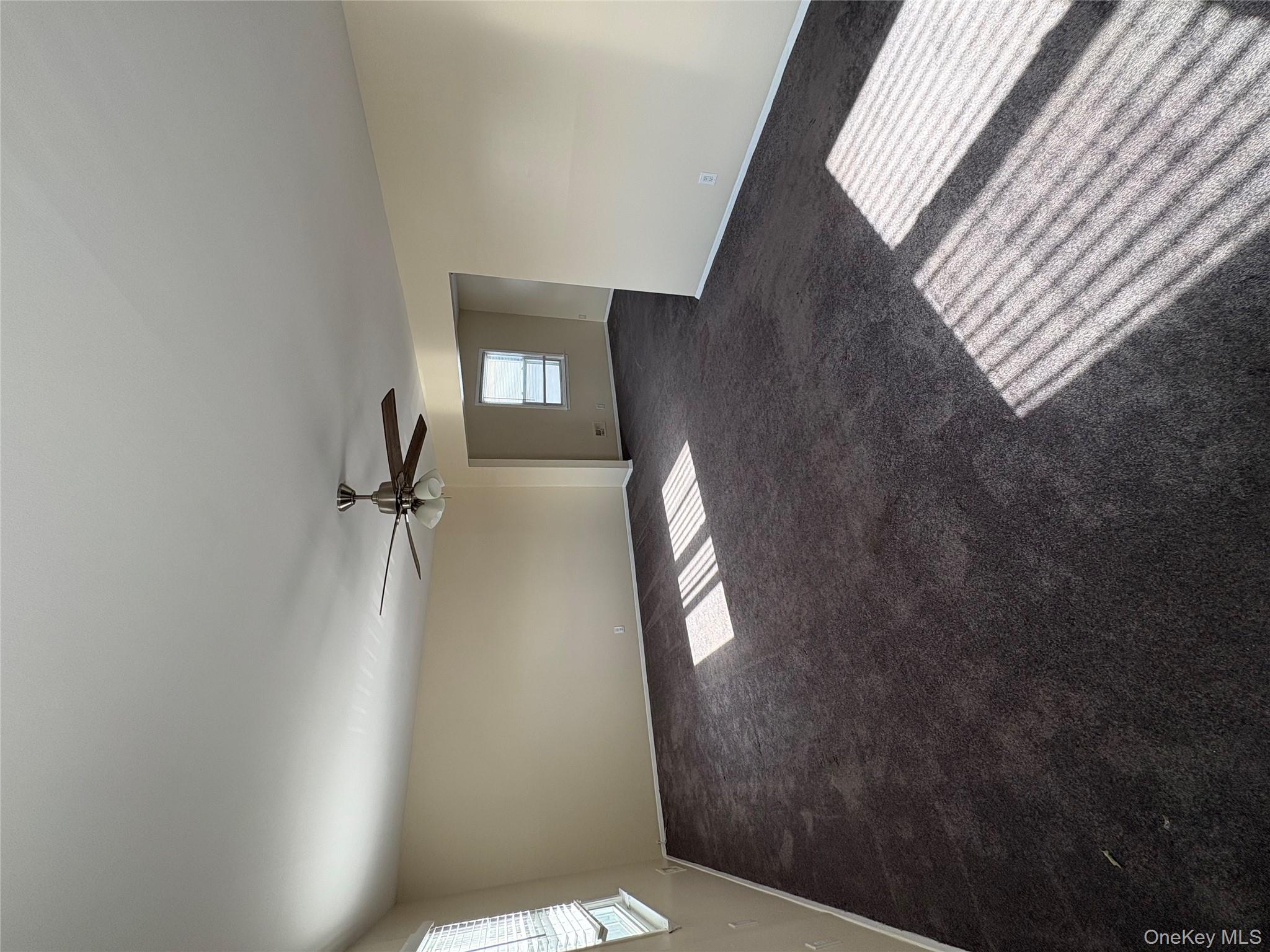 #2 photo, 235-09 147th Drive, קווינס Rosedale , NY 11422