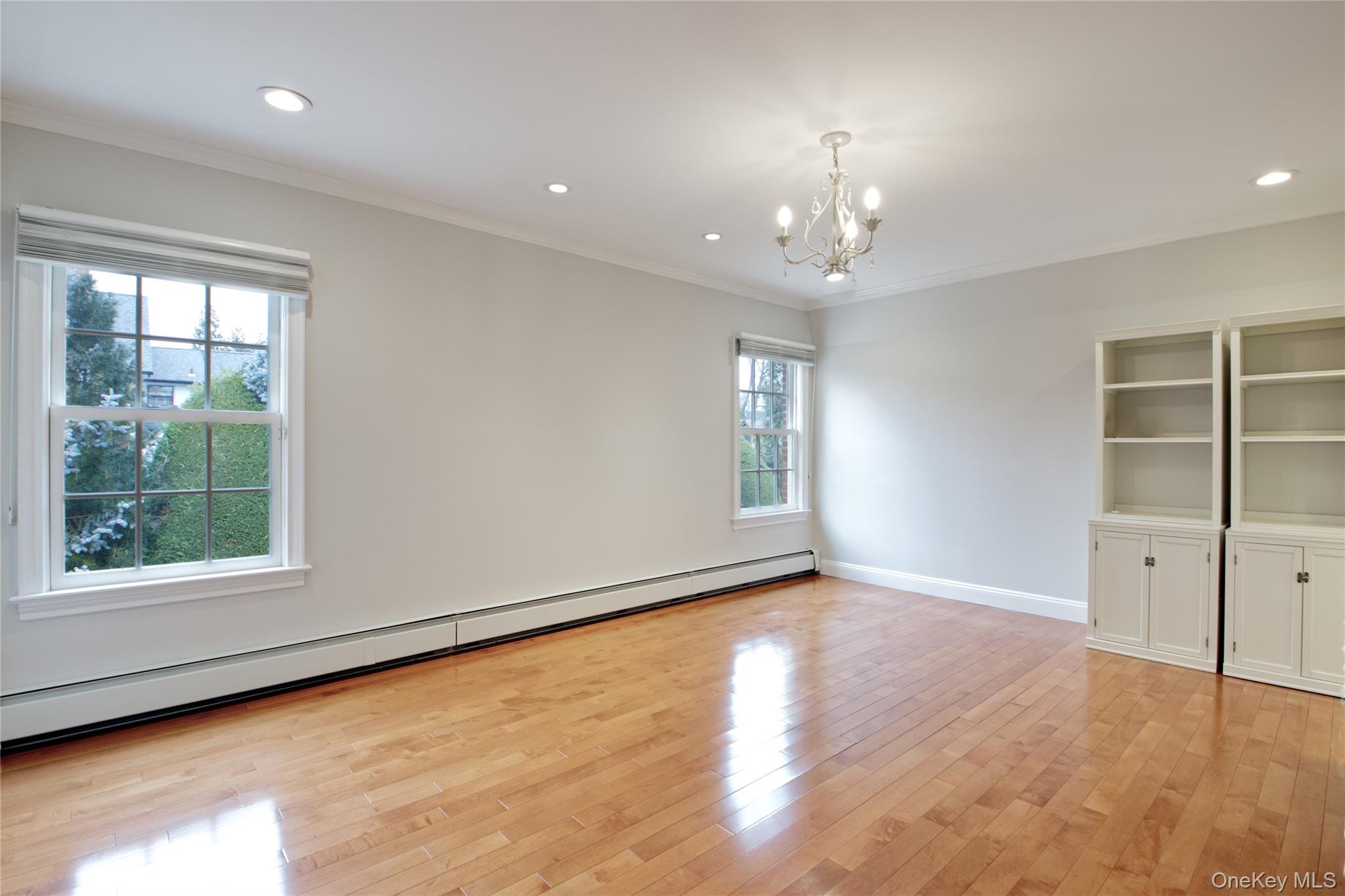 #16 photo, 101 Wetherill Road, Garden City , NY 11530