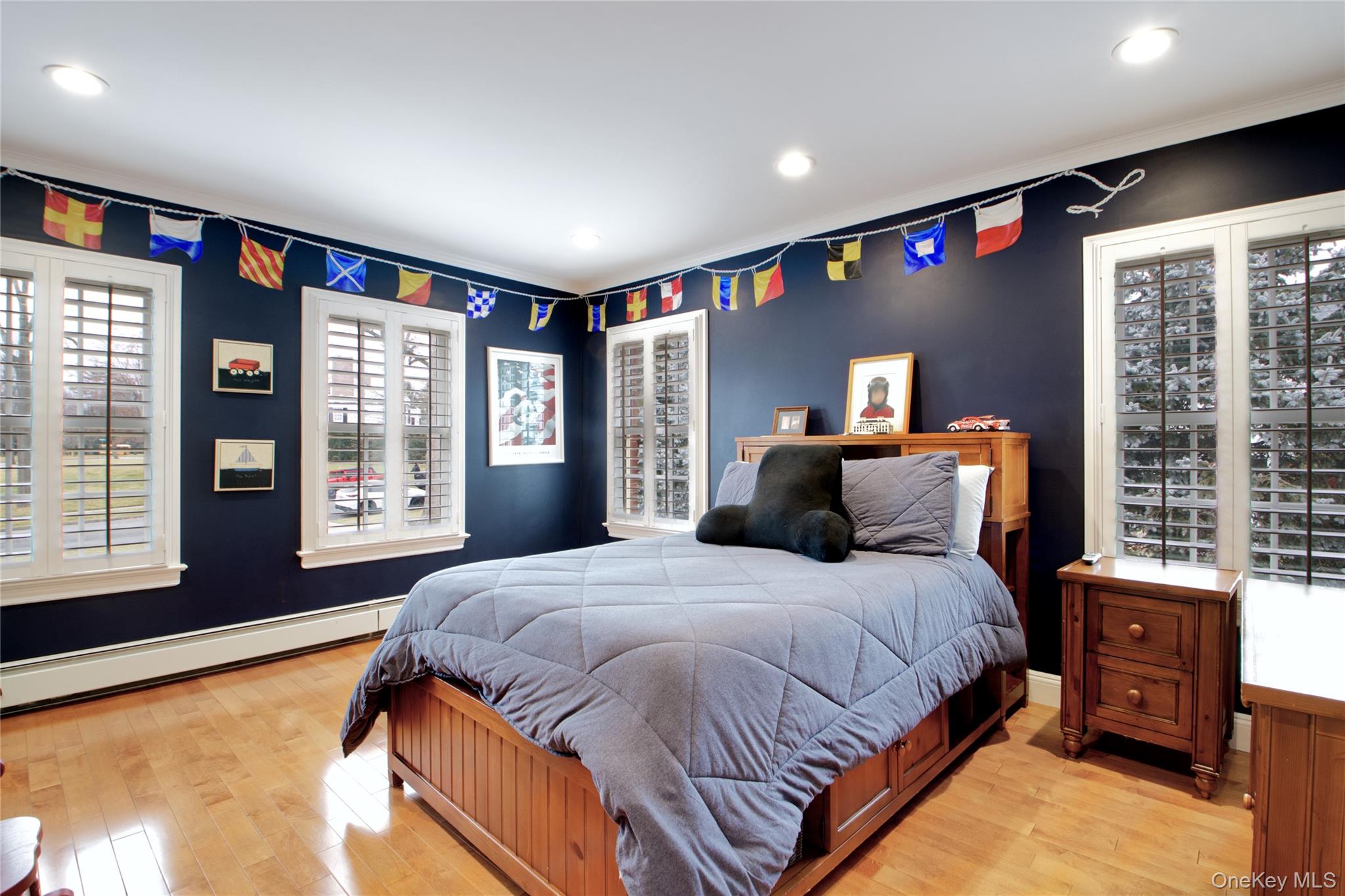 #17 photo, 101 Wetherill Road, Garden City , NY 11530