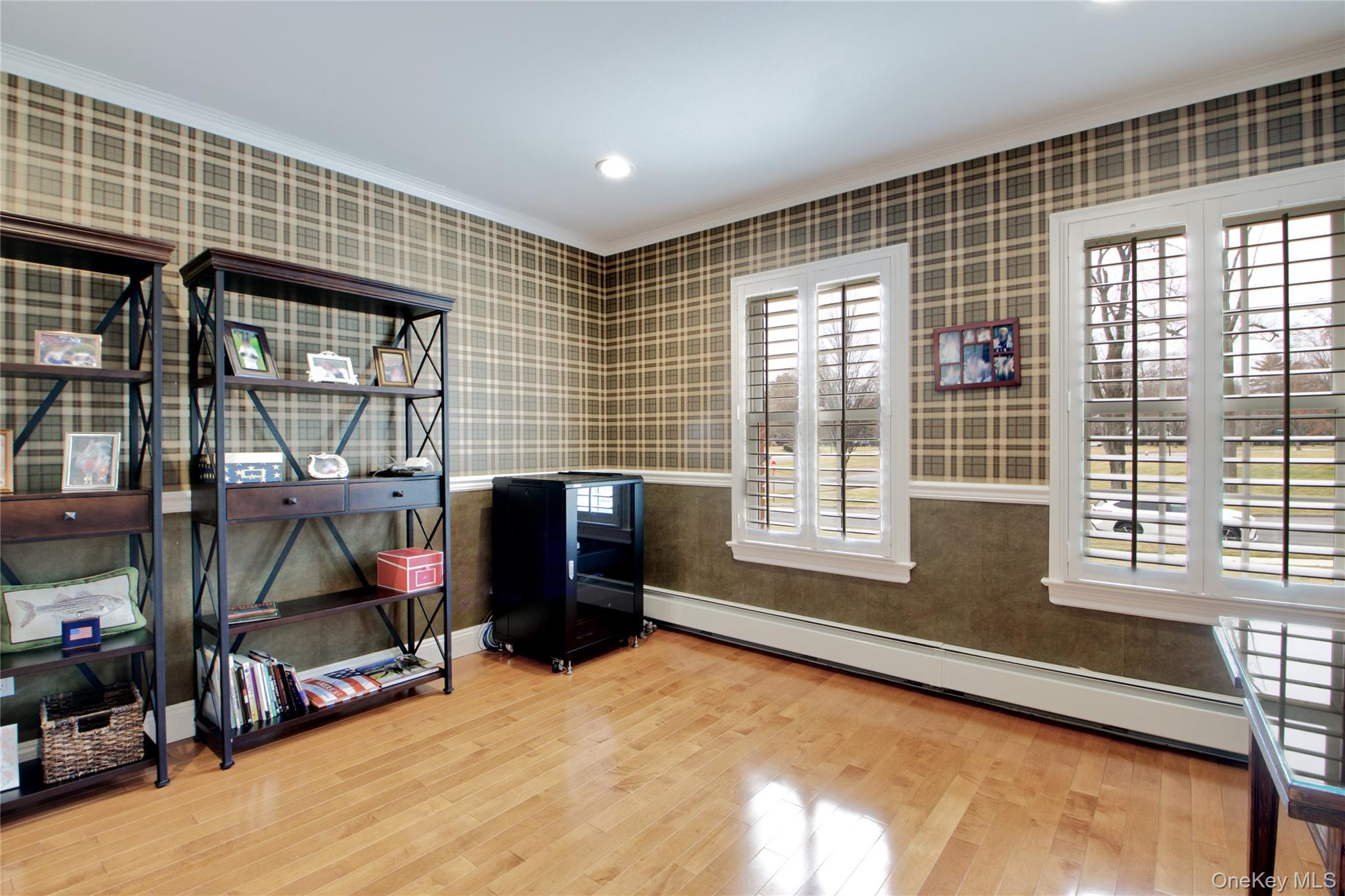 #18 photo, 101 Wetherill Road, Garden City , NY 11530