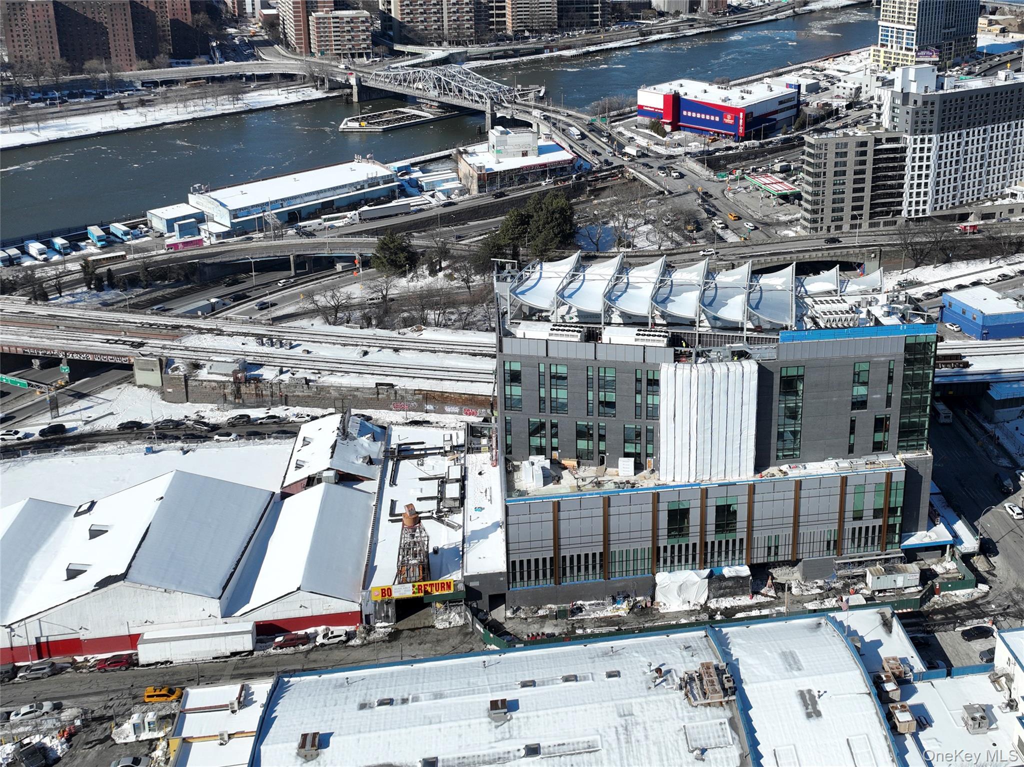 #19 photo, 2520 Park Avenue, Bronx , NY 10451