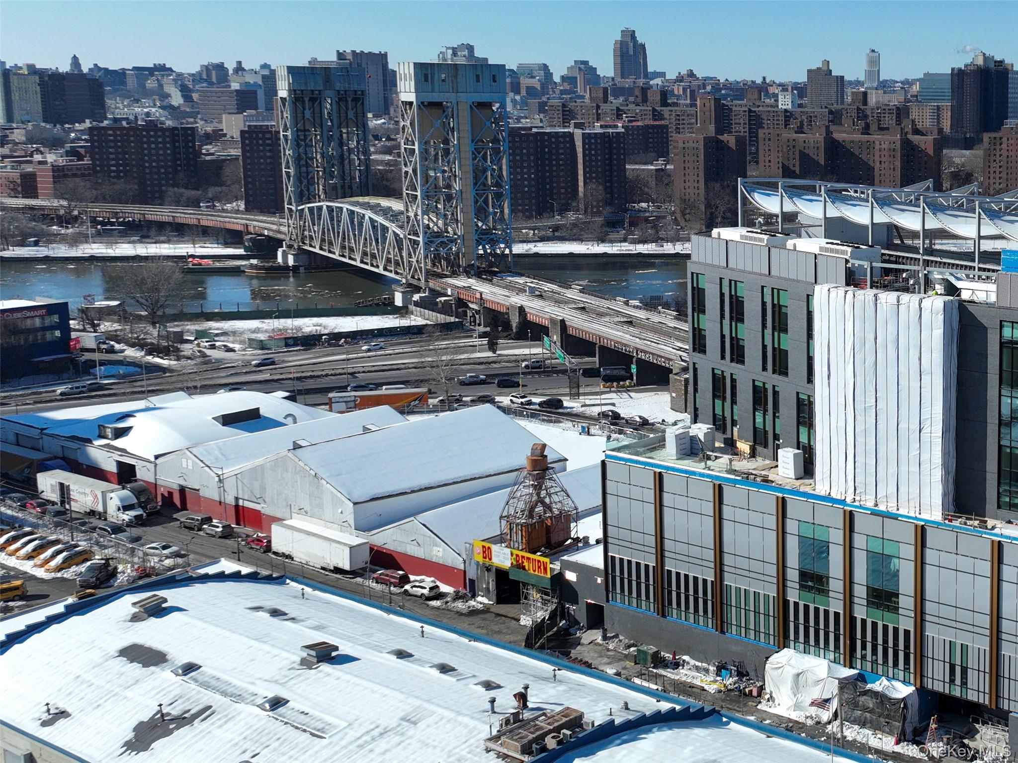 #6 photo, 2520 Park Avenue, Bronx , NY 10451