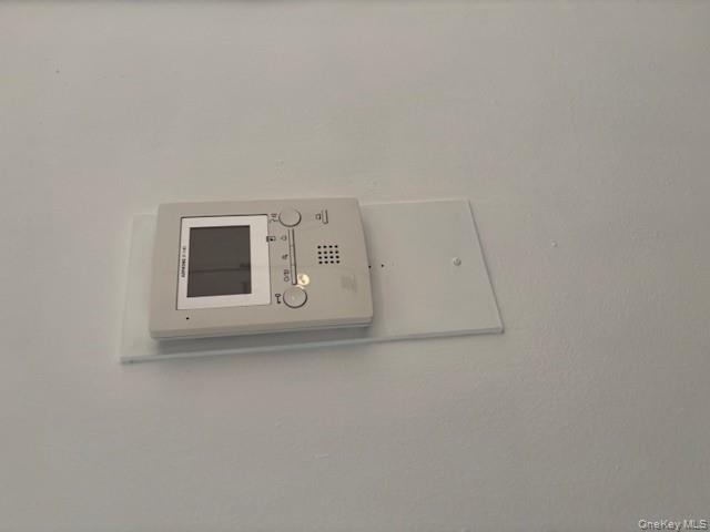 #12 photo, 209-10 41 Avenue, কুইন্‌স Bayside , NY 11361