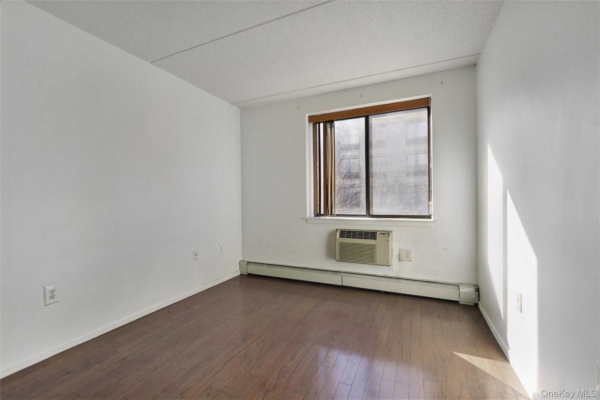 #7 photo, 333 E 119th Street, ম্যানহাটন New York (Manhattan) , NY 10035