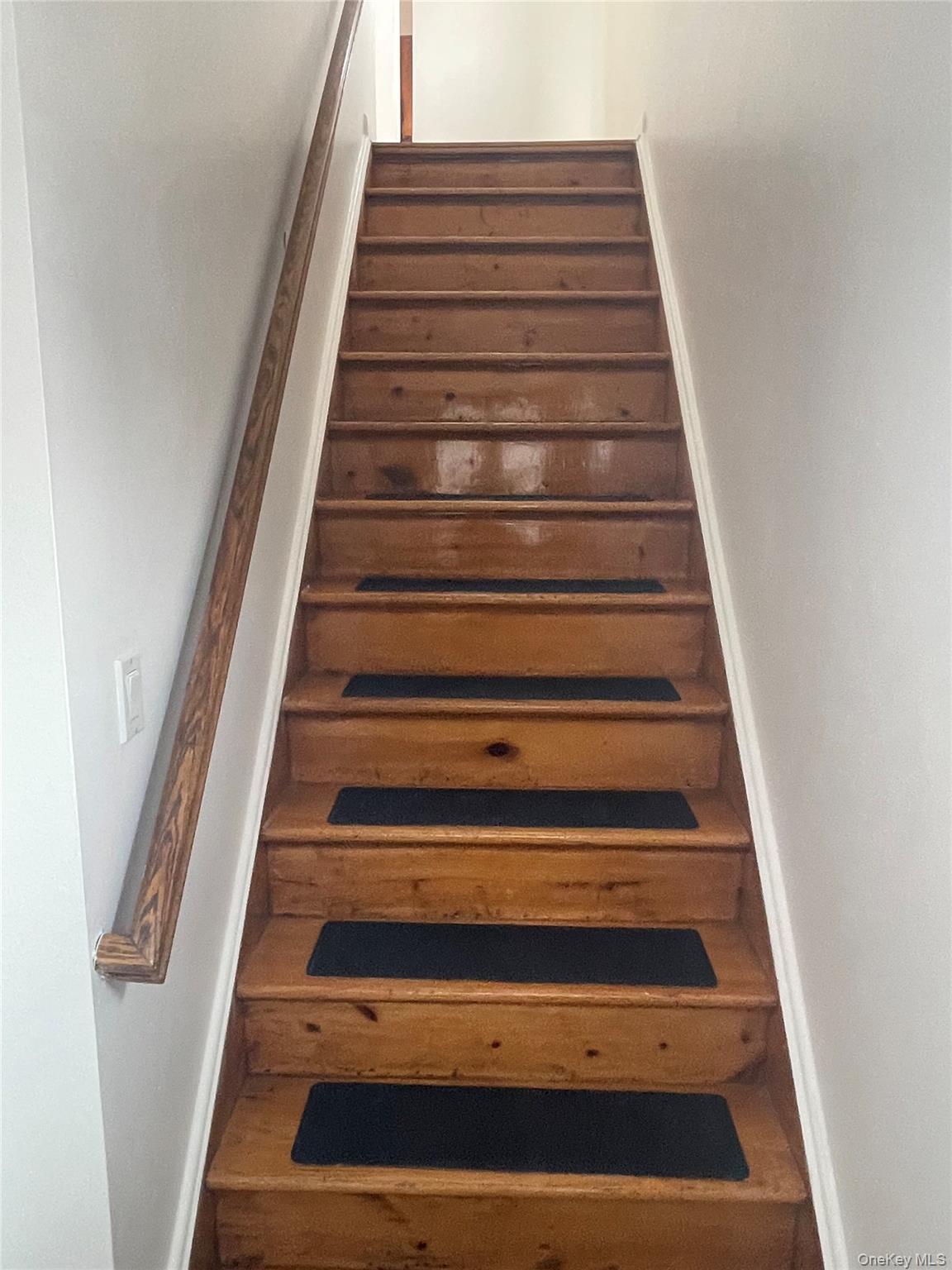 #2 photo, 166-19 25th Avenue, Whitestone , NY 11357