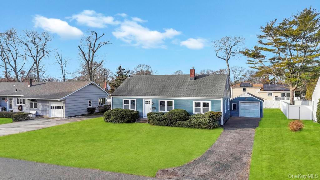 #1 photo, 110 Monroe Avenue, Patchogue , NY 11772