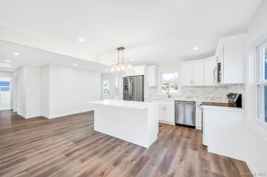 #11 photo, 110 Monroe Avenue, Patchogue , NY 11772