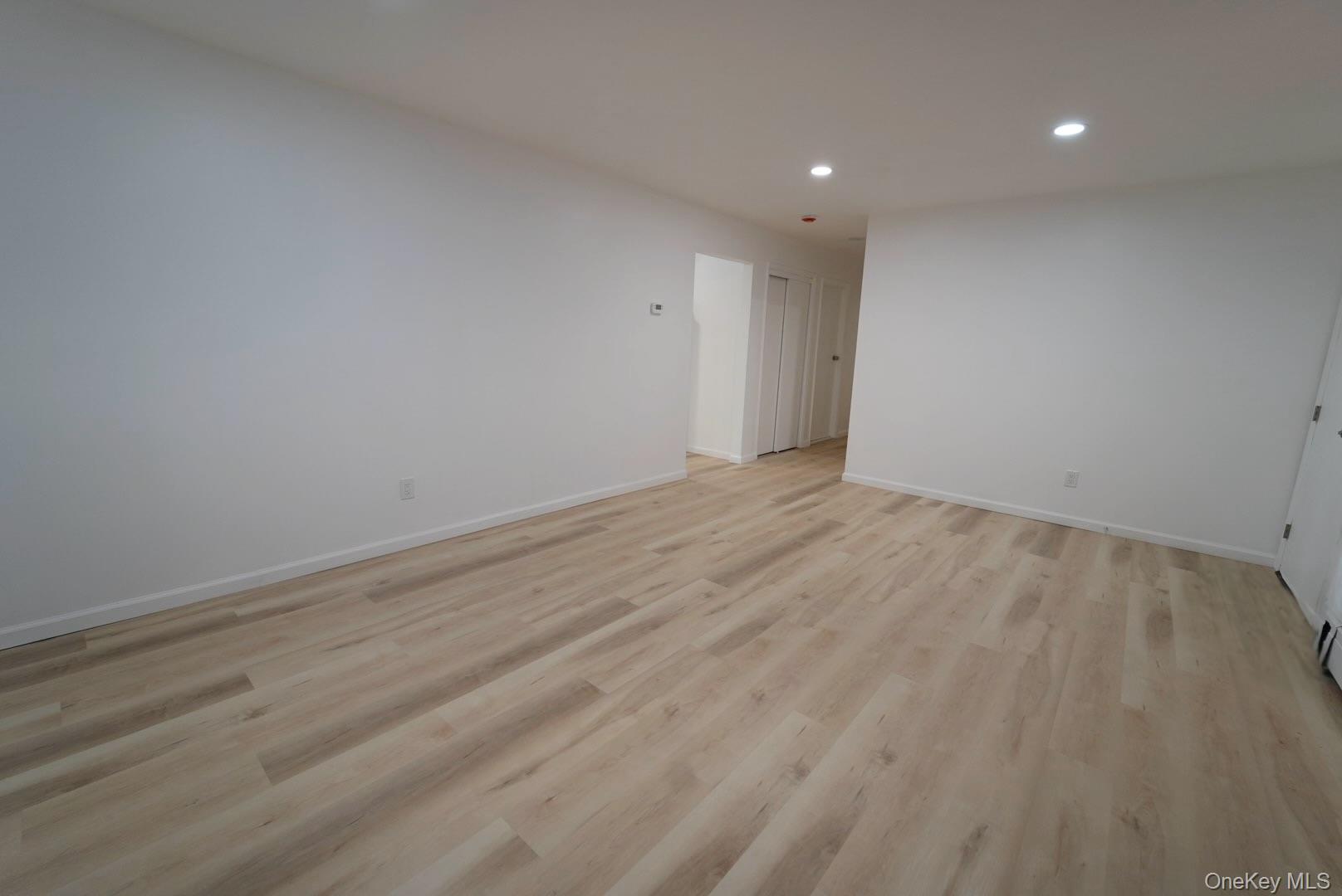 #3 photo, 50 Oakcrest Avenue, Middle Island , NY 11953