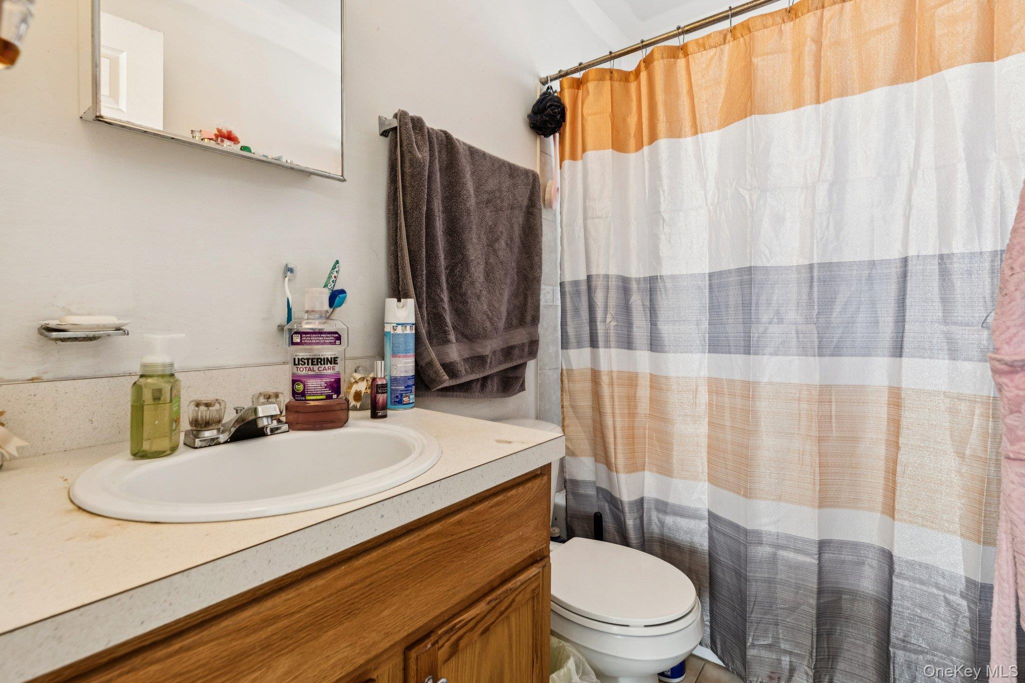 #12 photo, 71 Washington Avenue, Wheatley Heights , NY 11798