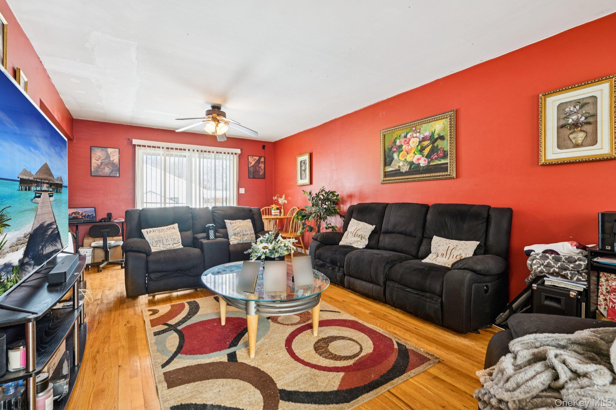 #4 photo, 71 Washington Avenue, Wheatley Heights , NY 11798