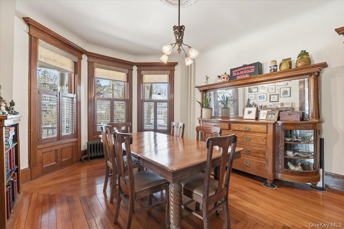 #13 photo, 102 Sea Cliff Avenue, Sea Cliff , NY 11579