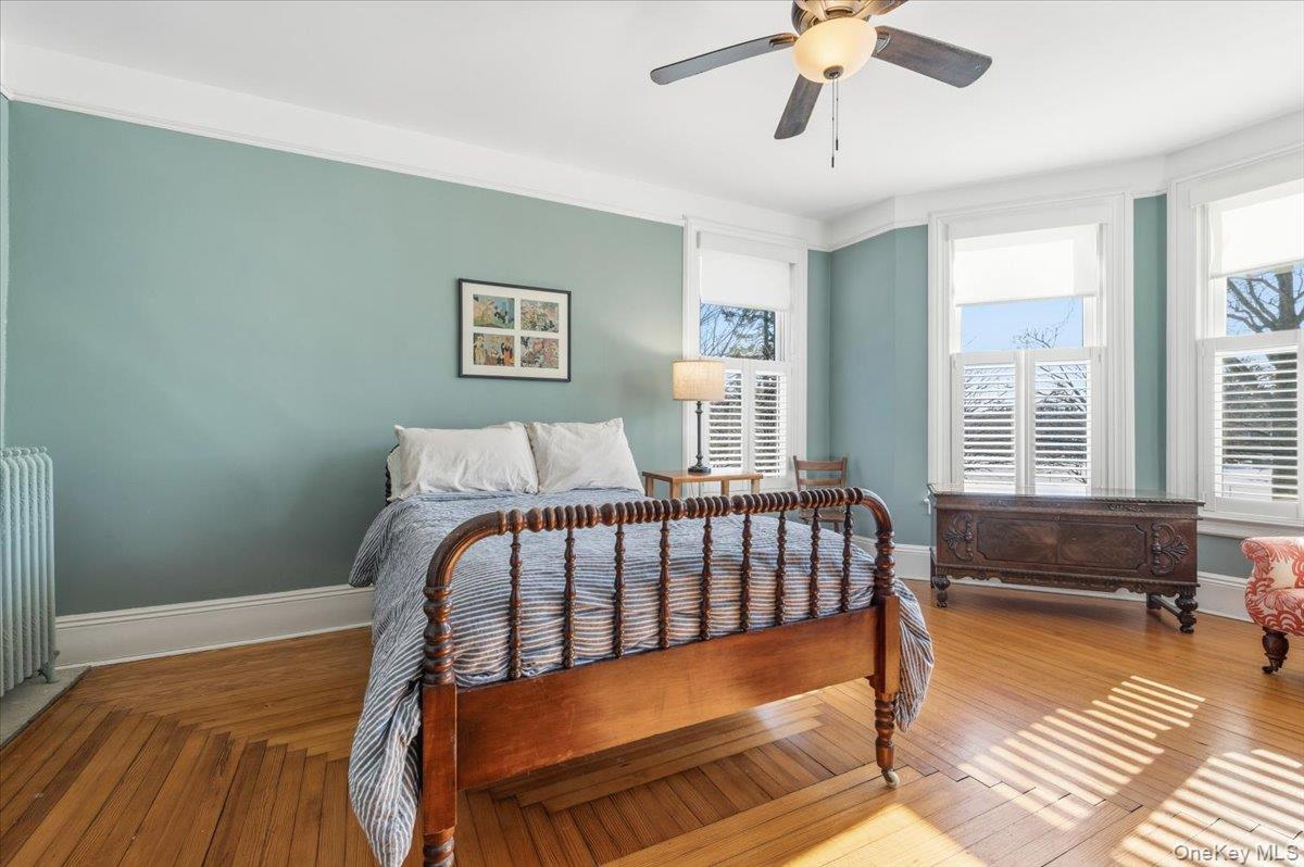 #17 photo, 102 Sea Cliff Avenue, Sea Cliff , NY 11579