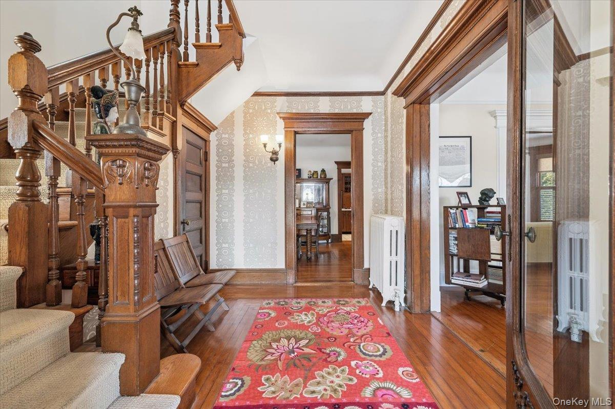 #3 photo, 102 Sea Cliff Avenue, Sea Cliff , NY 11579