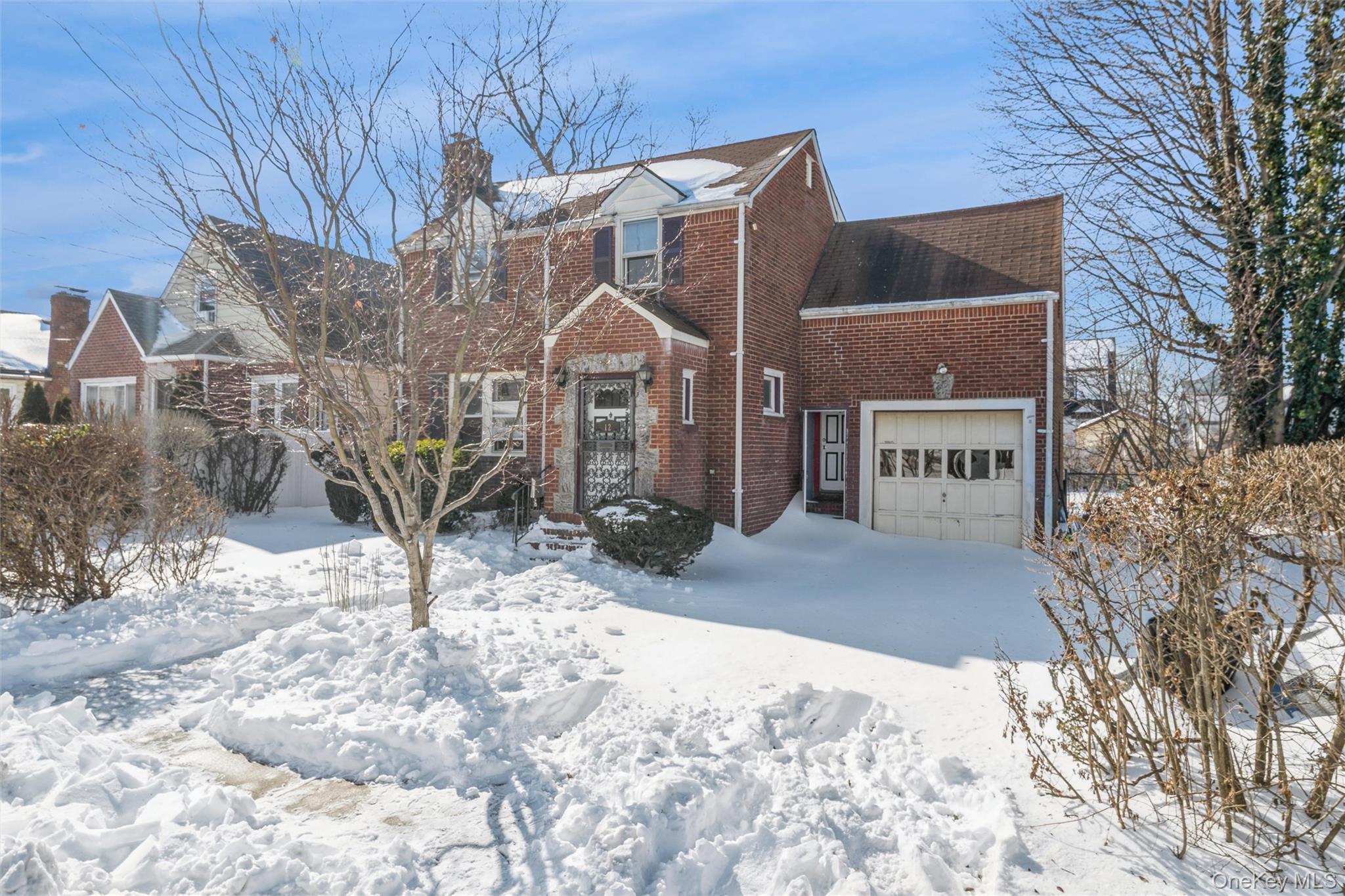 #3 photo, 12 Taylor Place, নাসাউ কাউন্টি Hempstead , NY 11550