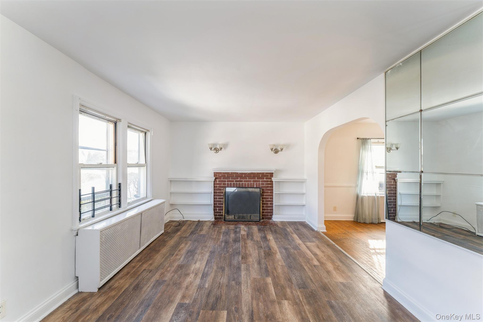 #6 photo, 12 Taylor Place, নাসাউ কাউন্টি Hempstead , NY 11550