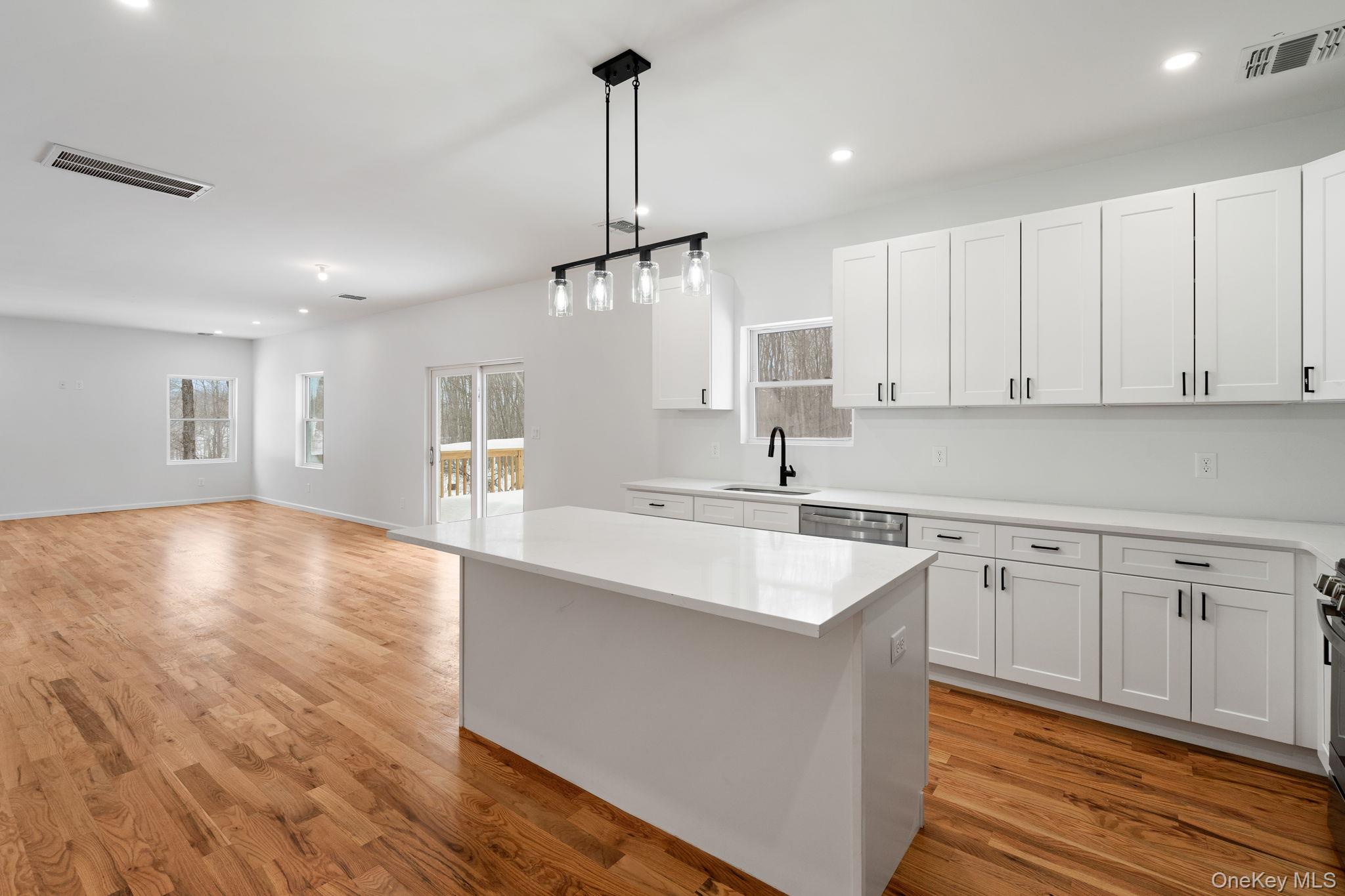 #5 photo, 30 Northern Avenue, Walden , NY 12586