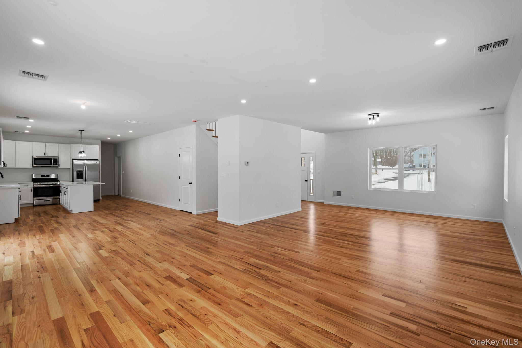 #8 photo, 30 Northern Avenue, Walden , NY 12586