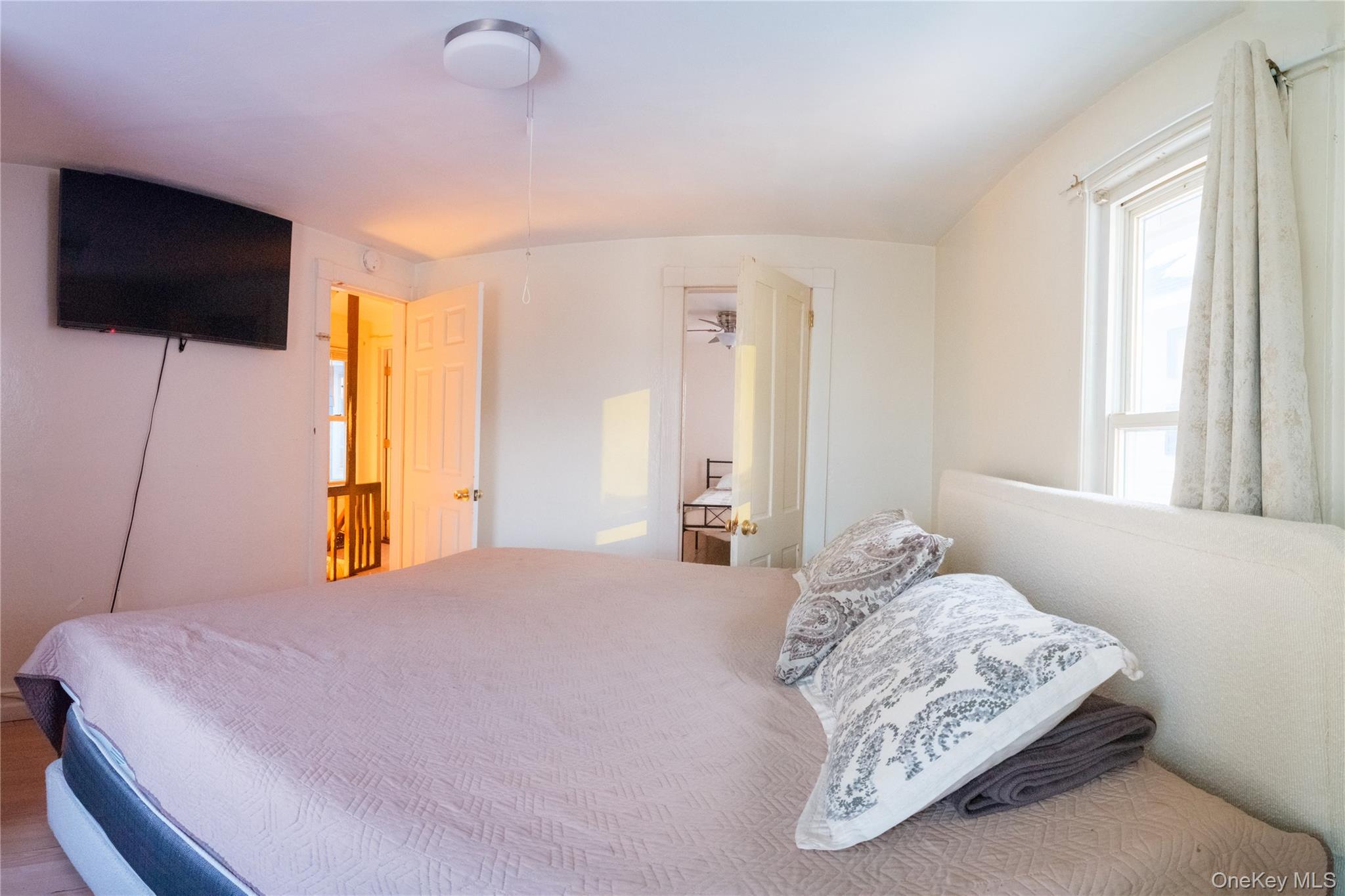 #17 photo, 925 Constant Avenue, Peekskill , NY 10566