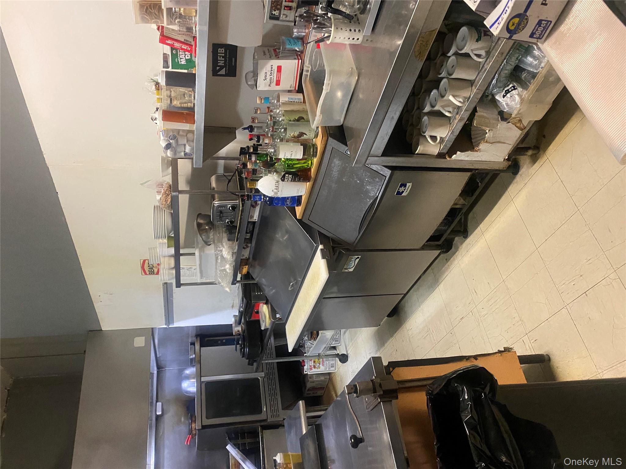 #16 photo, 472 Main, Beacon , NY 12508