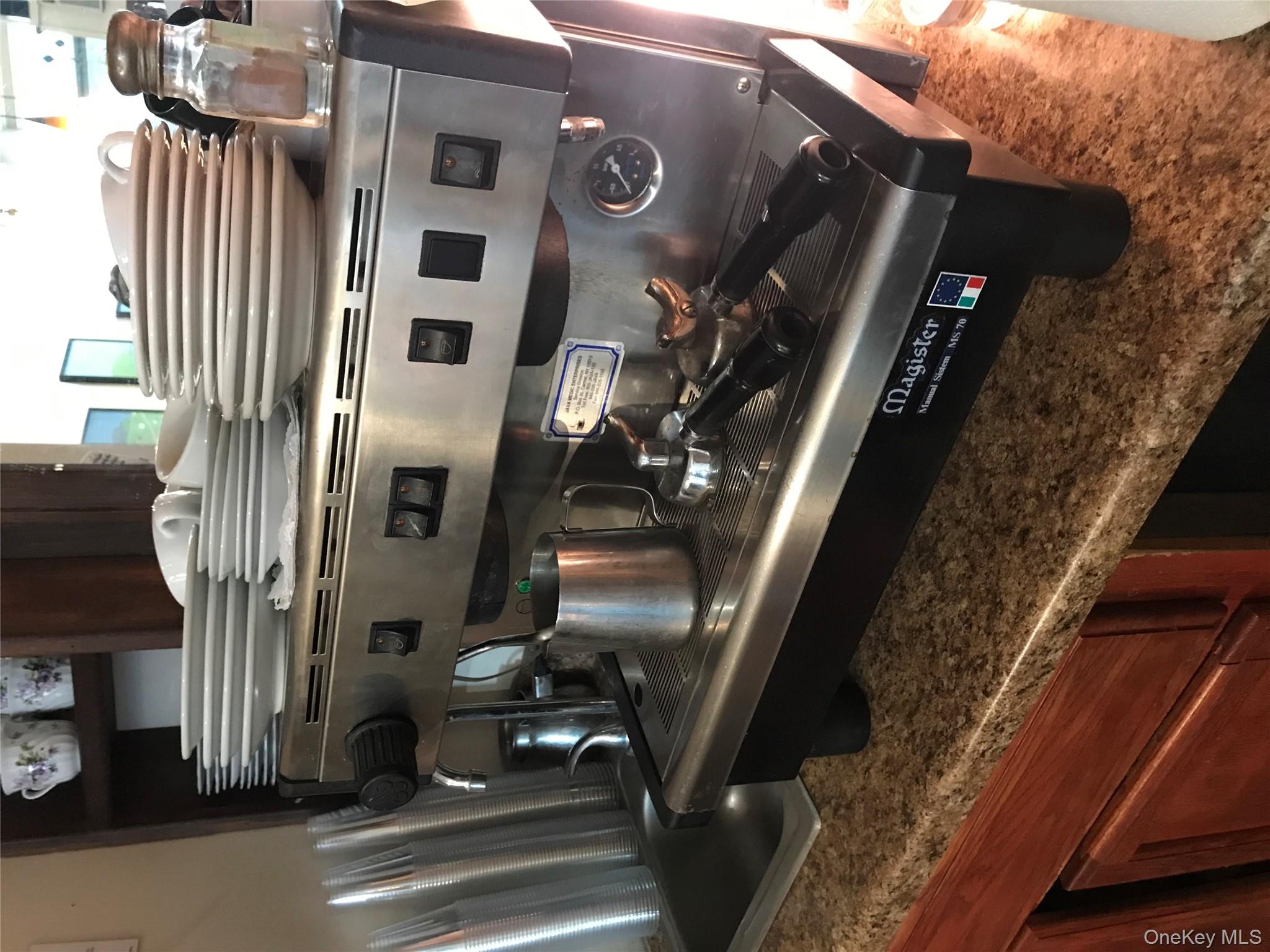 #7 photo, 472 Main, Beacon , NY 12508