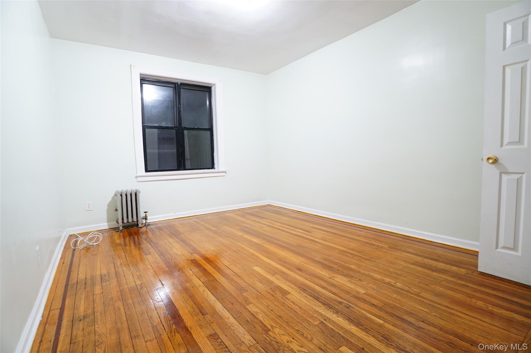 #11 photo, 61-40 Saunders Street, Rego Park , NY 11374