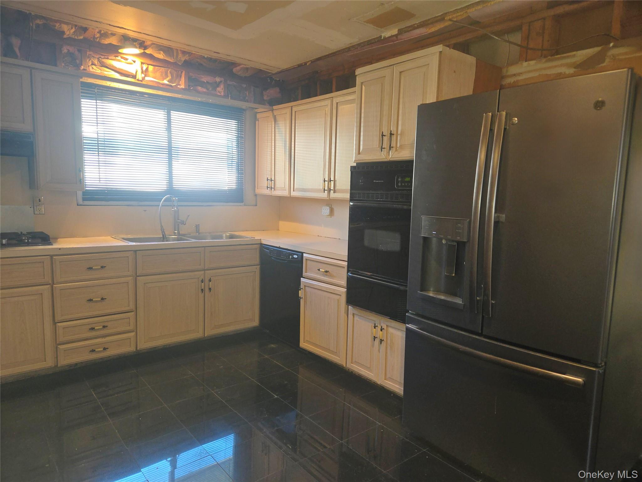 #14 photo, 86 Decatur Street, Roosevelt , NY 11575