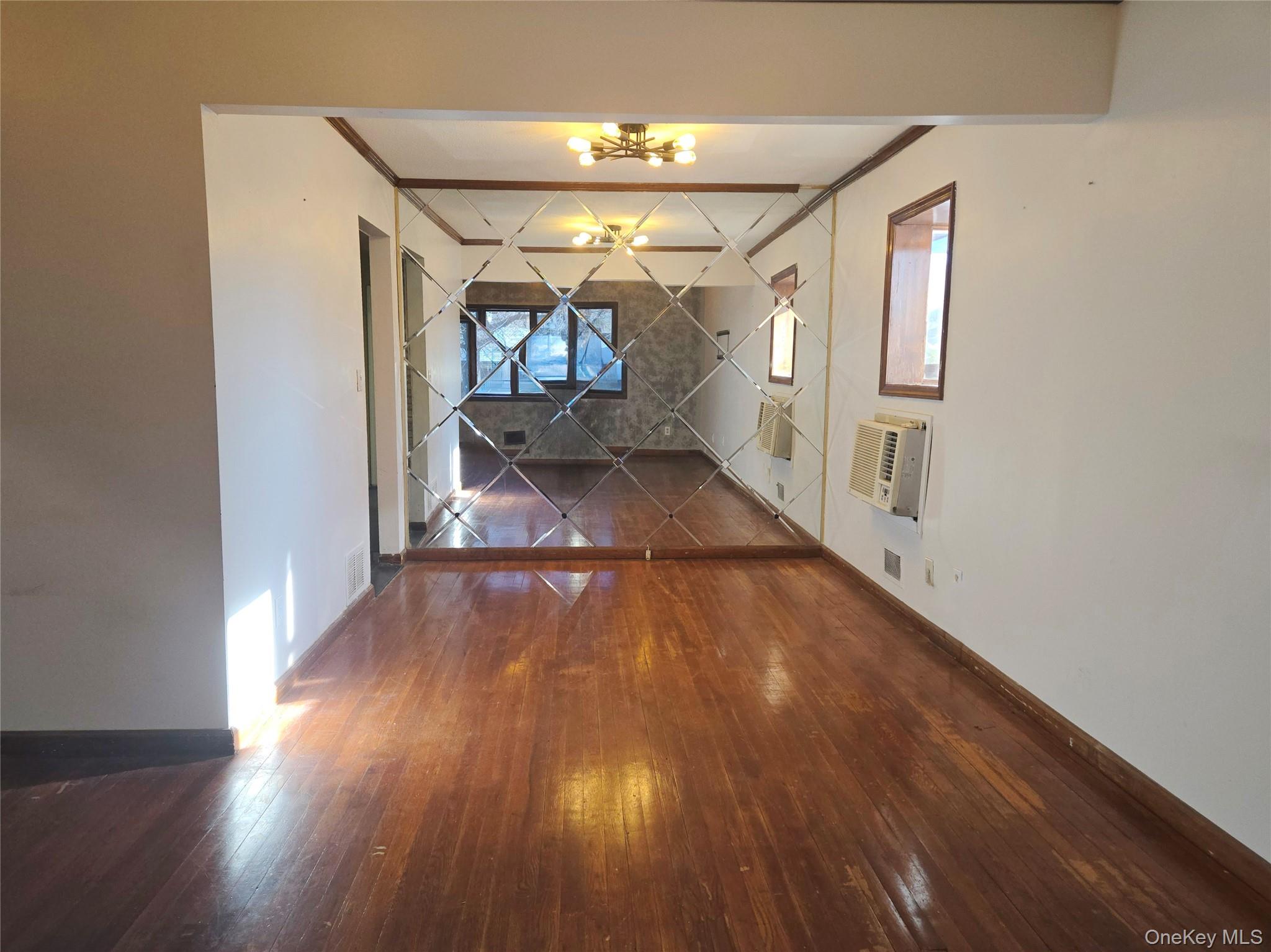 #9 photo, 86 Decatur Street, Roosevelt , NY 11575