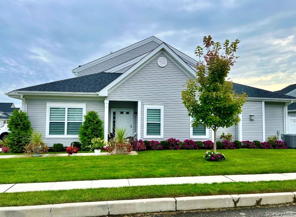 #2 photo, 37 Willow Circle, Coram , NY 11727