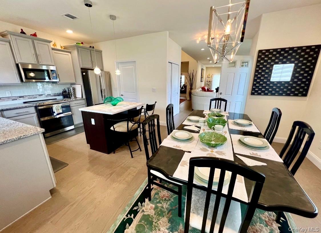 #8 photo, 37 Willow Circle, Coram , NY 11727