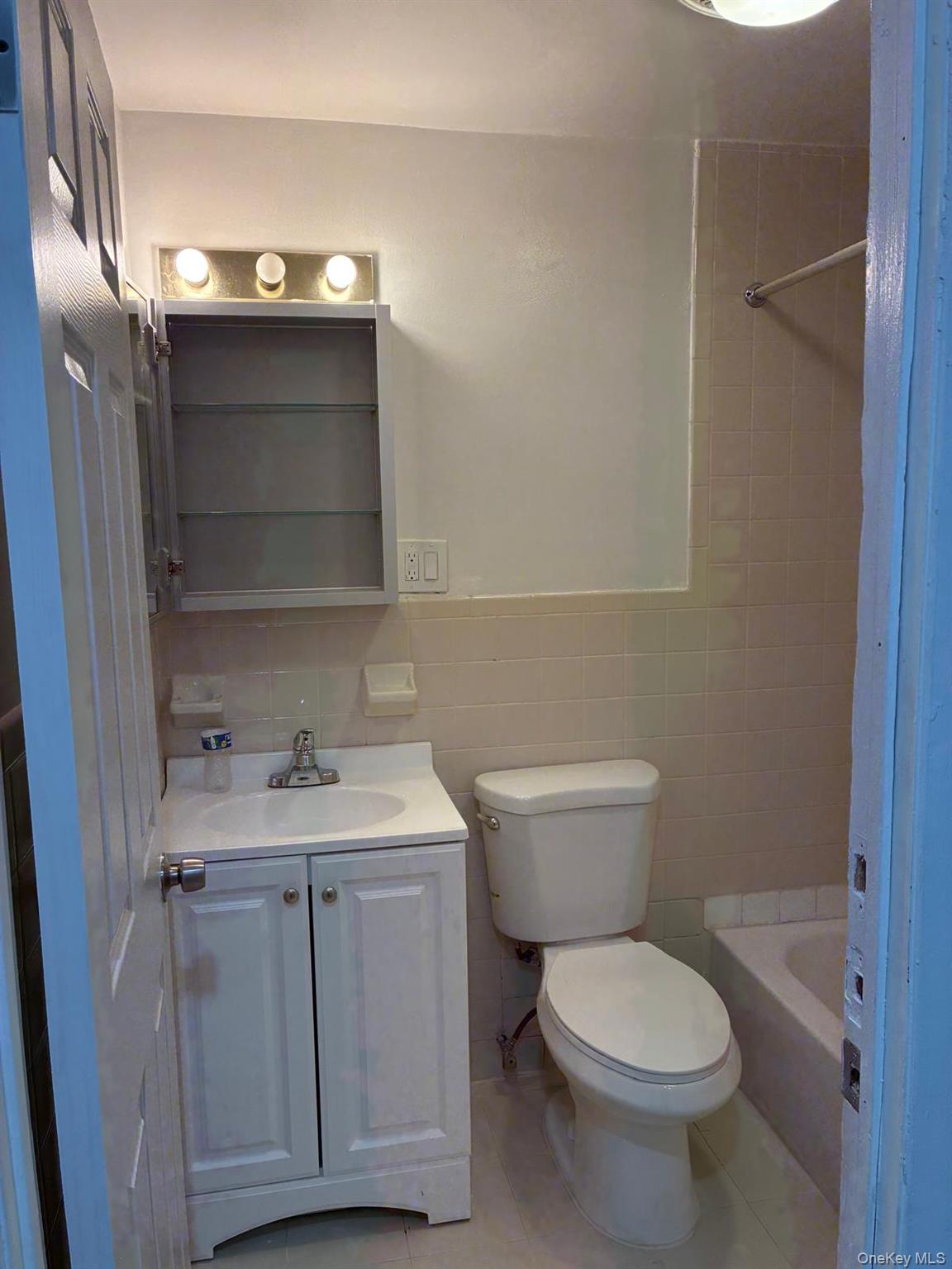 #6 photo, 122-52 Springfield Boulevard, Springfield Gardens , NY 11413