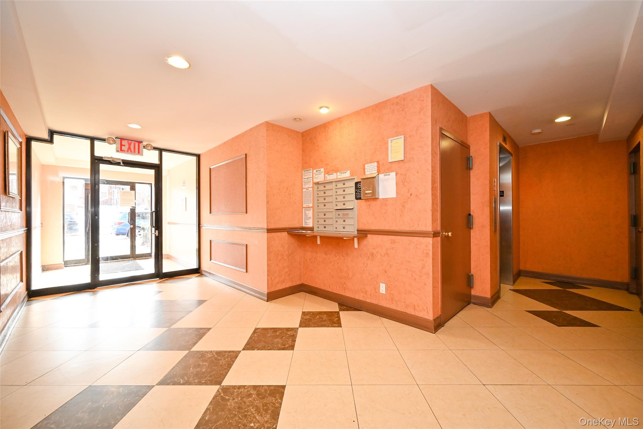 #2 photo, 108-27 63rd Avenue, কুইন্‌স Forest Hills , NY 11375