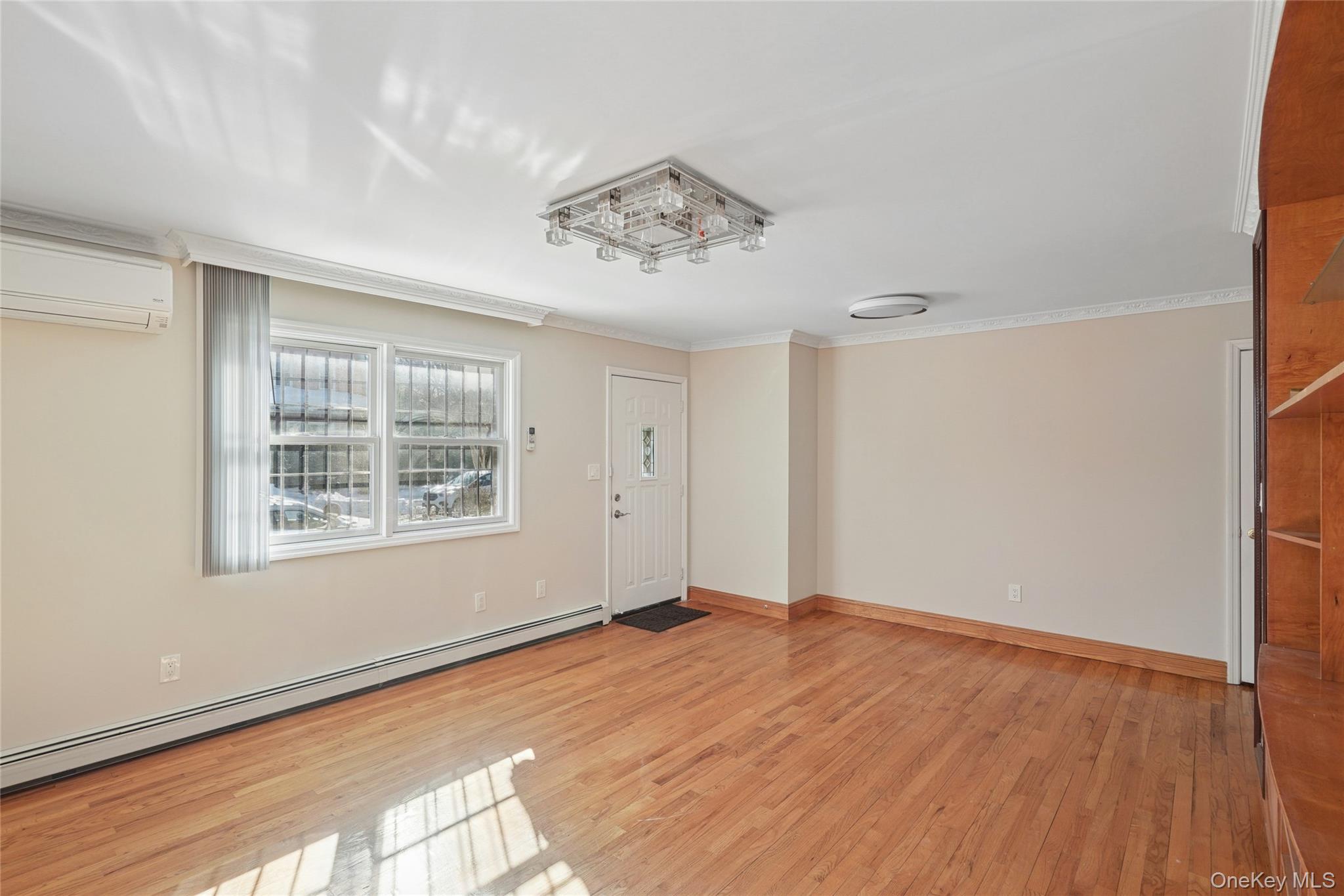 #4 photo, 214-27 38th Avenue, Bayside , NY 11361