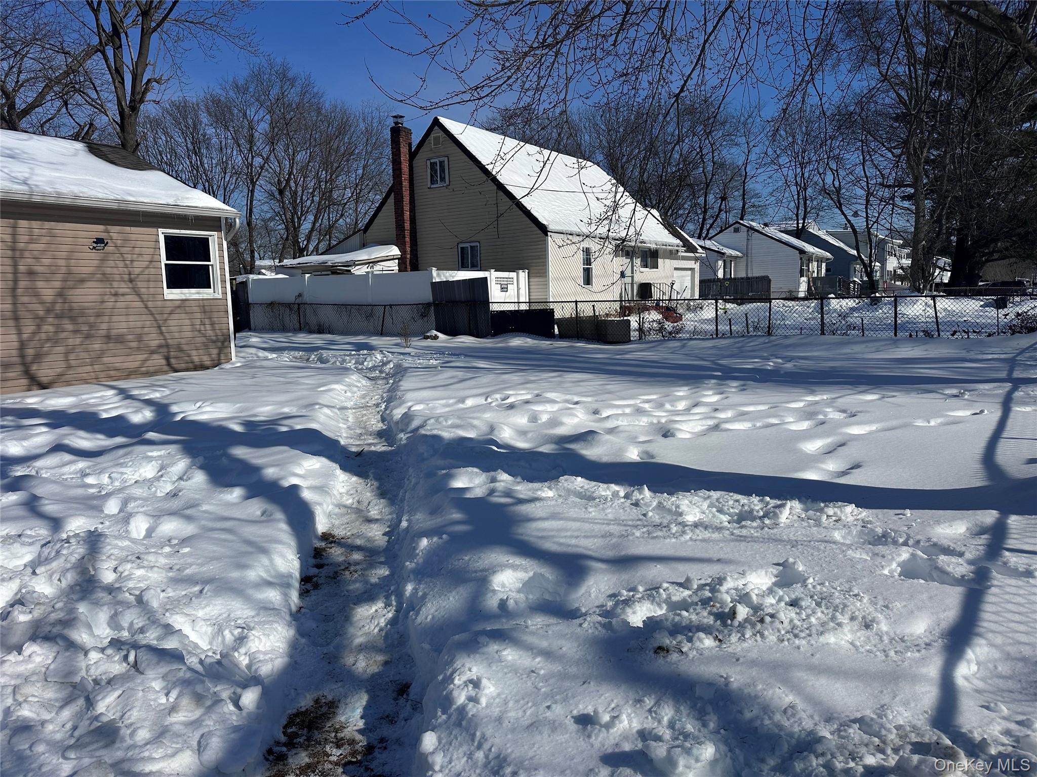 #13 photo, 71 Macarthur Avenue, Brentwood , NY 11717