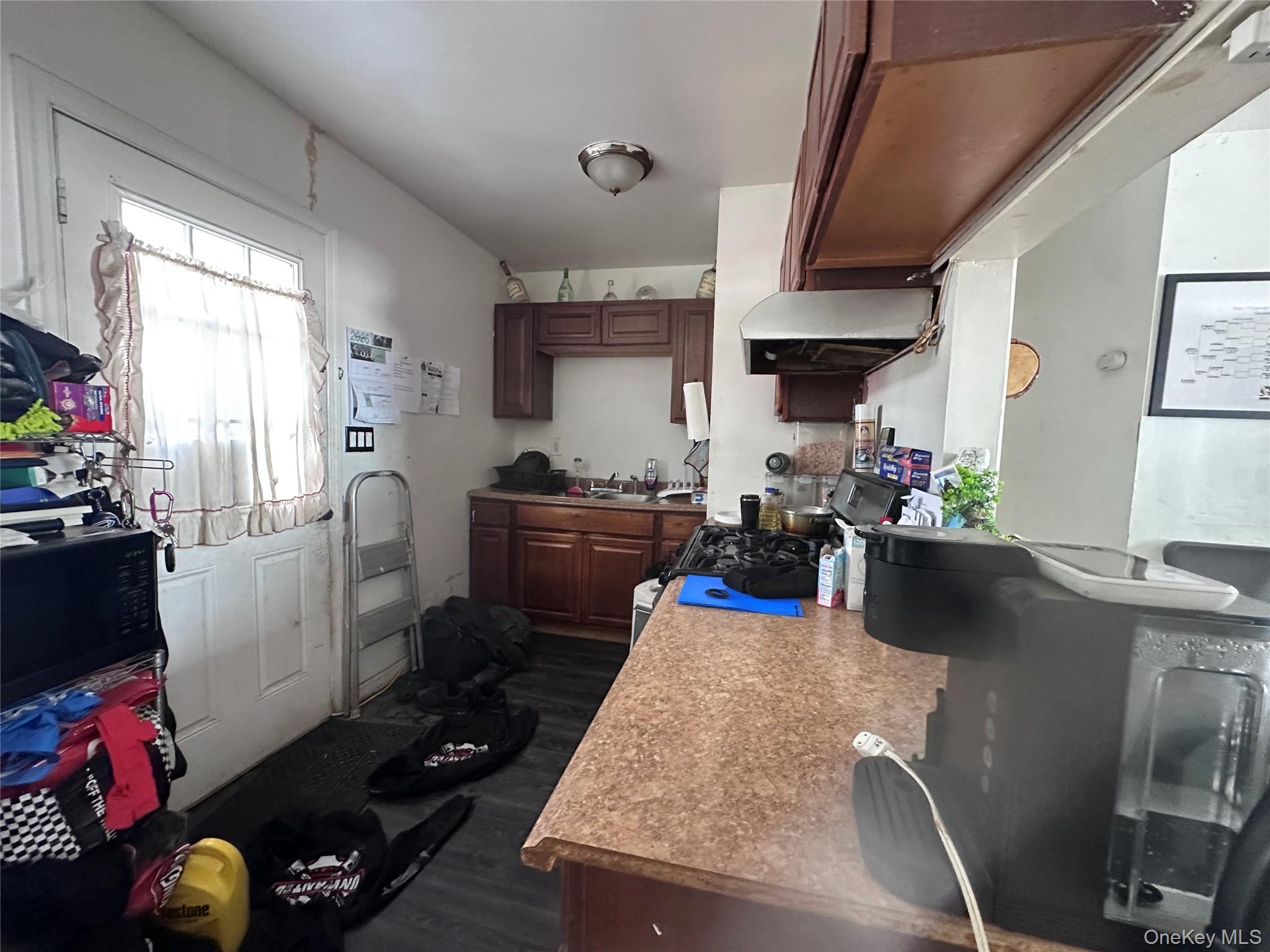 #3 photo, 71 Macarthur Avenue, Brentwood , NY 11717