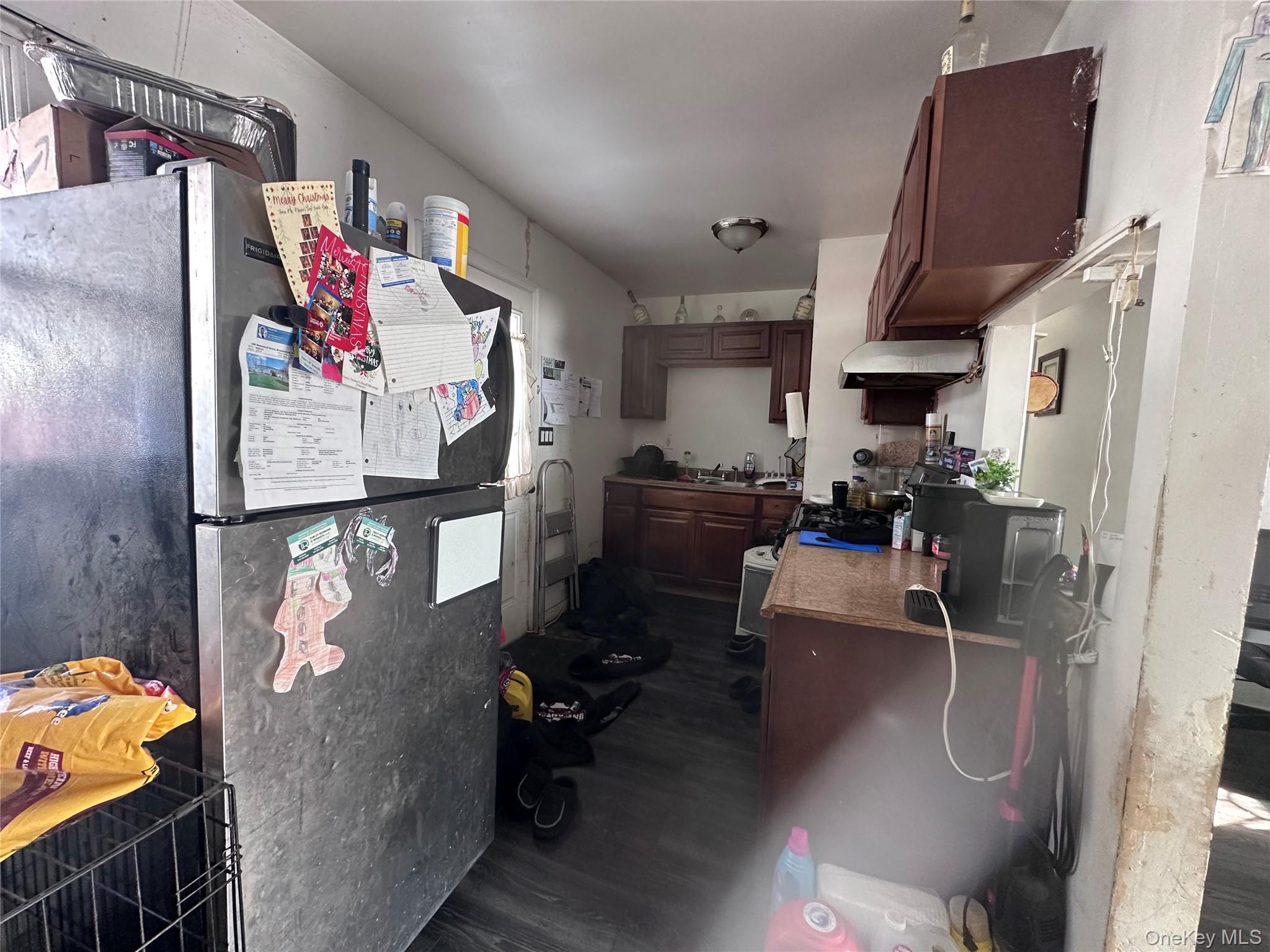 #7 photo, 71 Macarthur Avenue, Brentwood , NY 11717